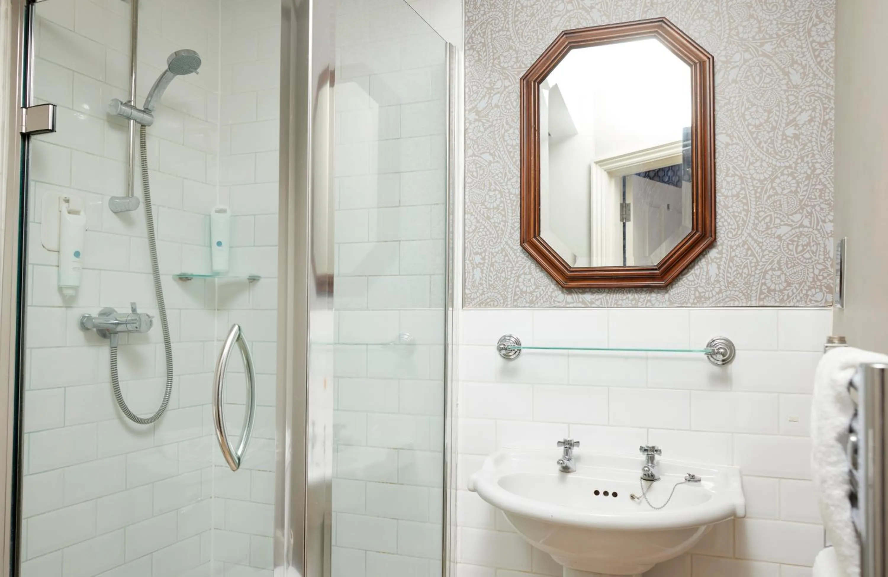 Bathroom in The Bushel by Greene King Inns