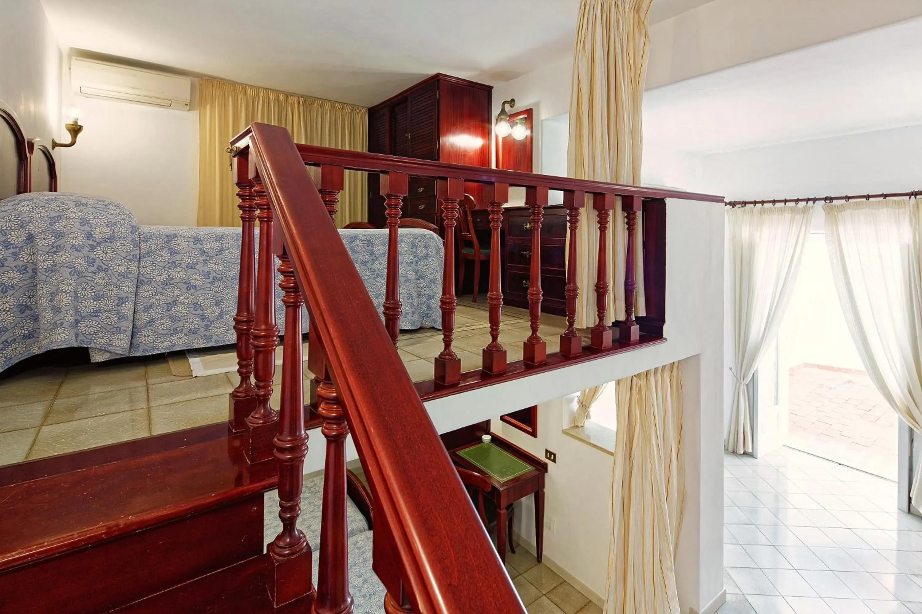 One-Bedroom Apartment - Split Level with Sea View in Parco Smeraldo Appartamenti One-Bedroom Apartment - Split Level with Sea View in Parco Smeraldo Appartamenti