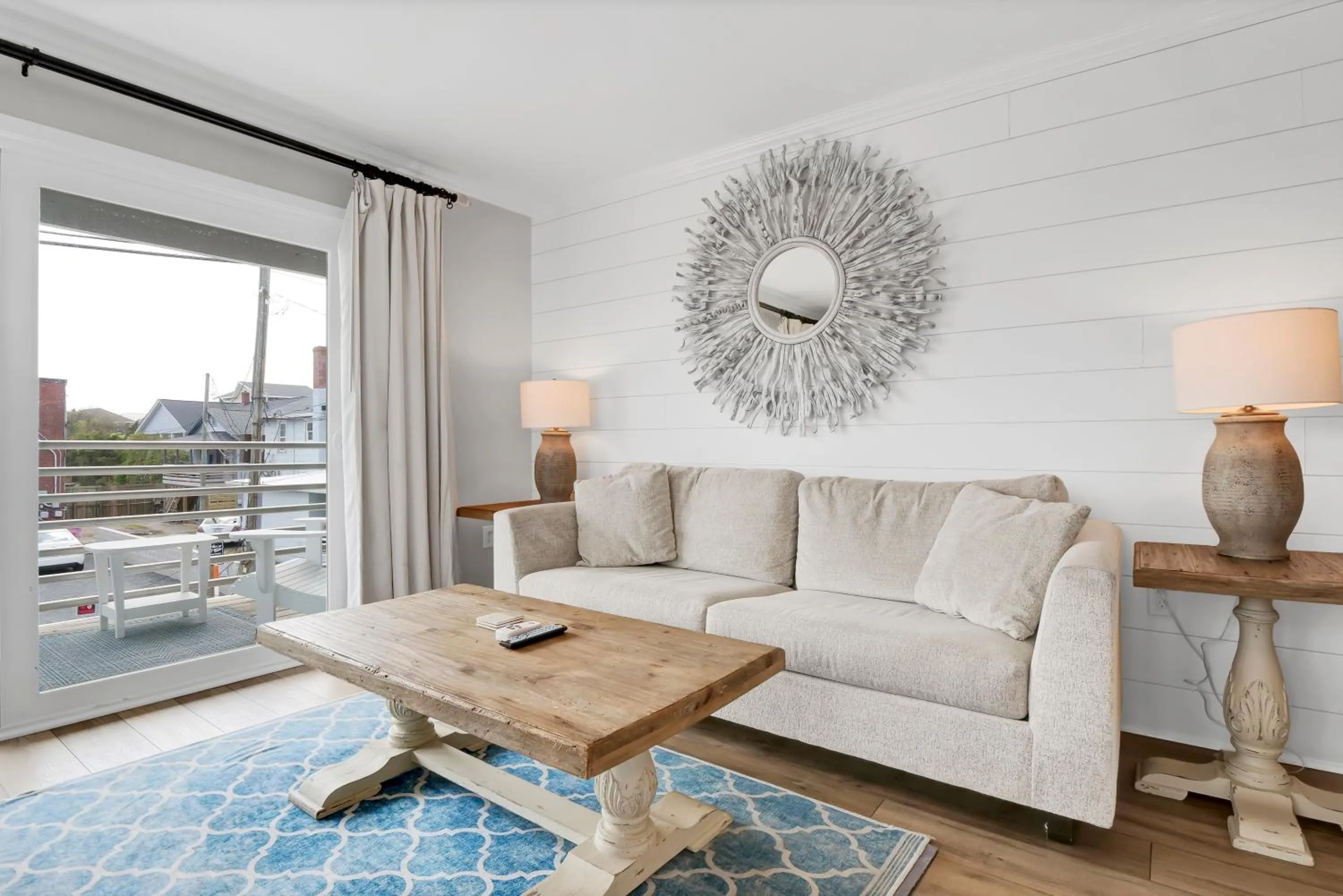 Living room in Sandpeddler Inn and Suites