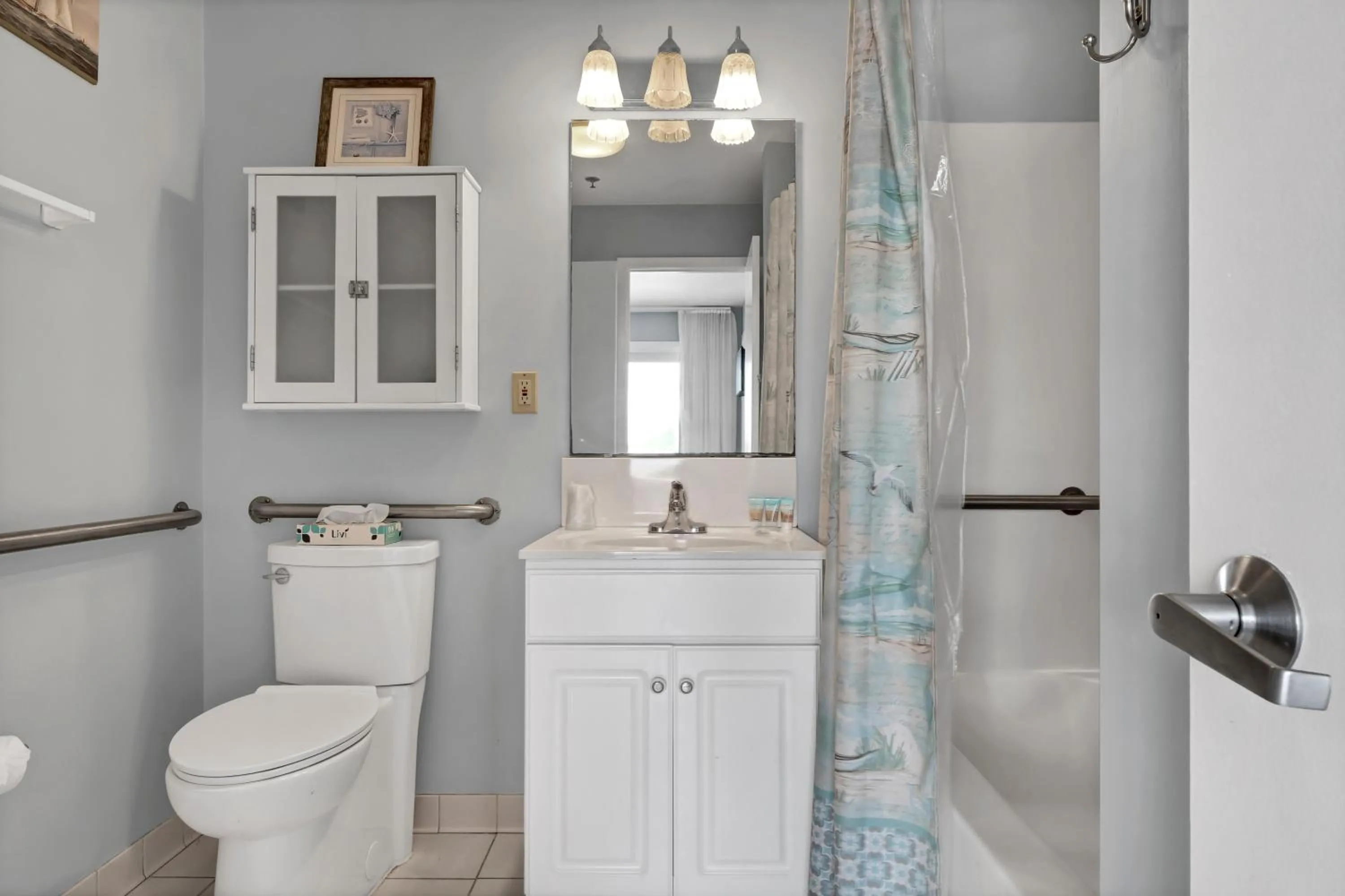 Shower in Sandpeddler Inn and Suites