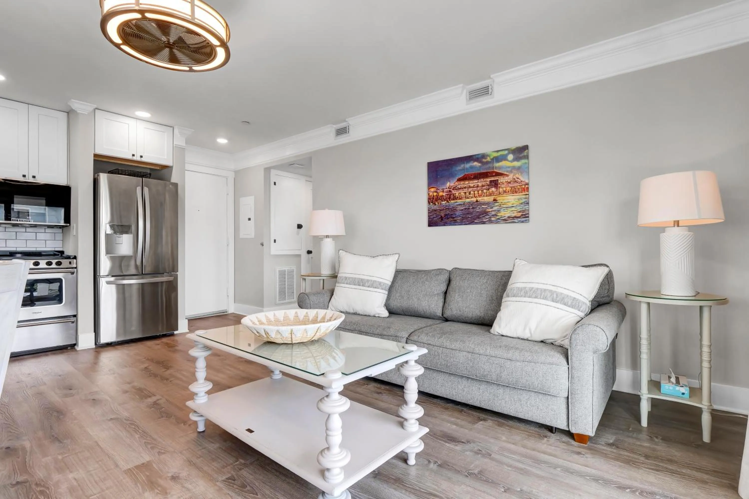 Seating area in Sandpeddler Inn and Suites