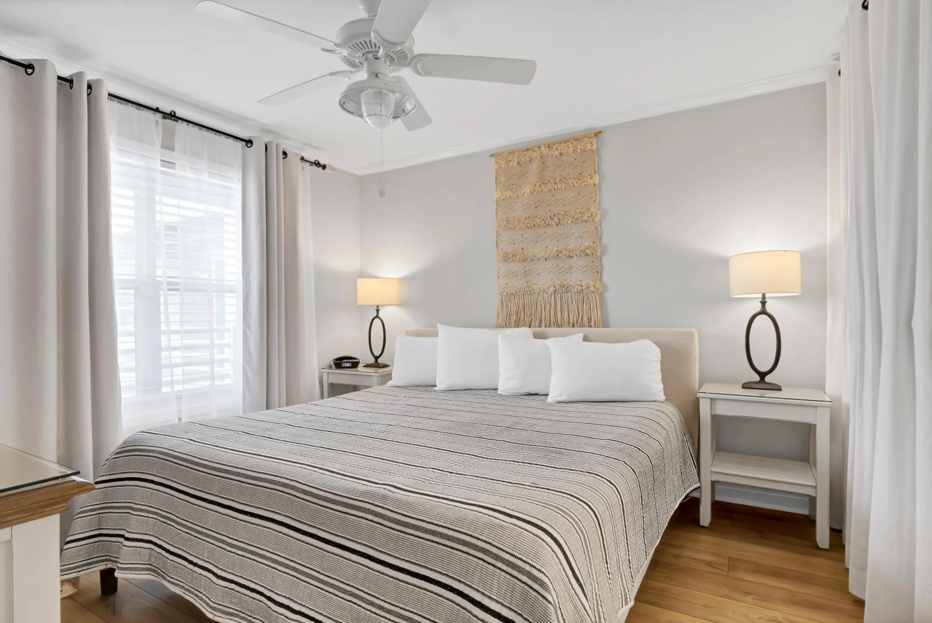 Bed in Sandpeddler Inn and Suites