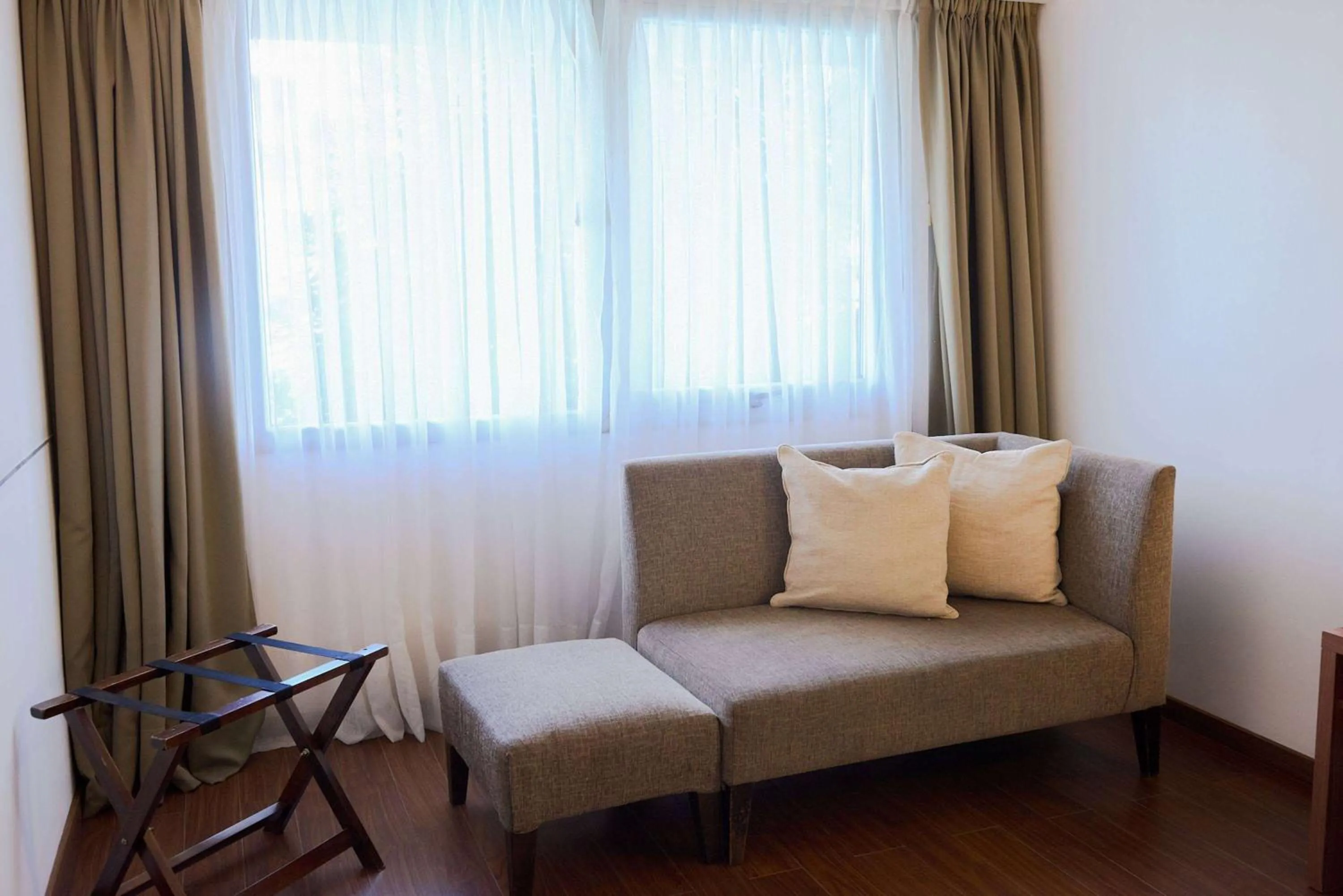 Photo of the whole room in Dazzler by Wyndham Buenos Aires Maipu