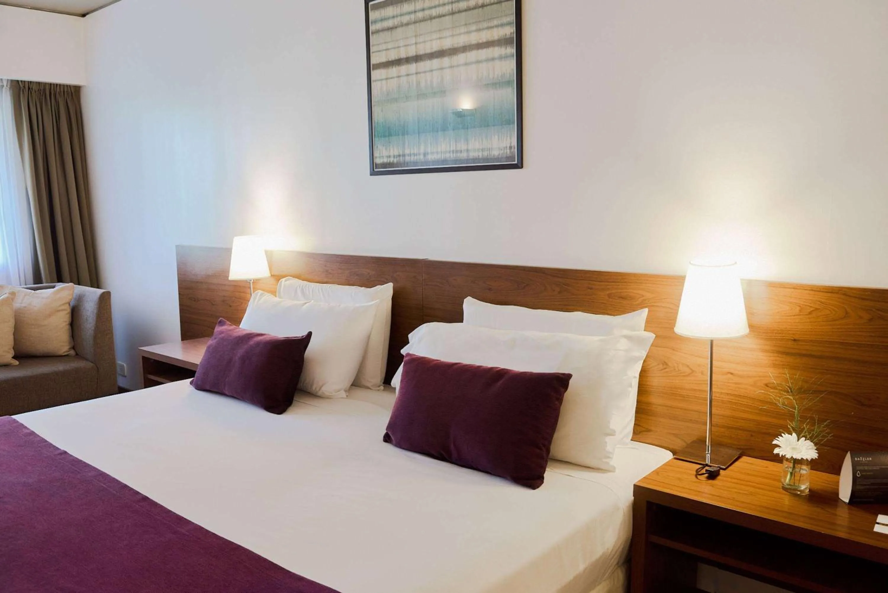 Photo of the whole room, Bed in Dazzler by Wyndham Buenos Aires Maipu