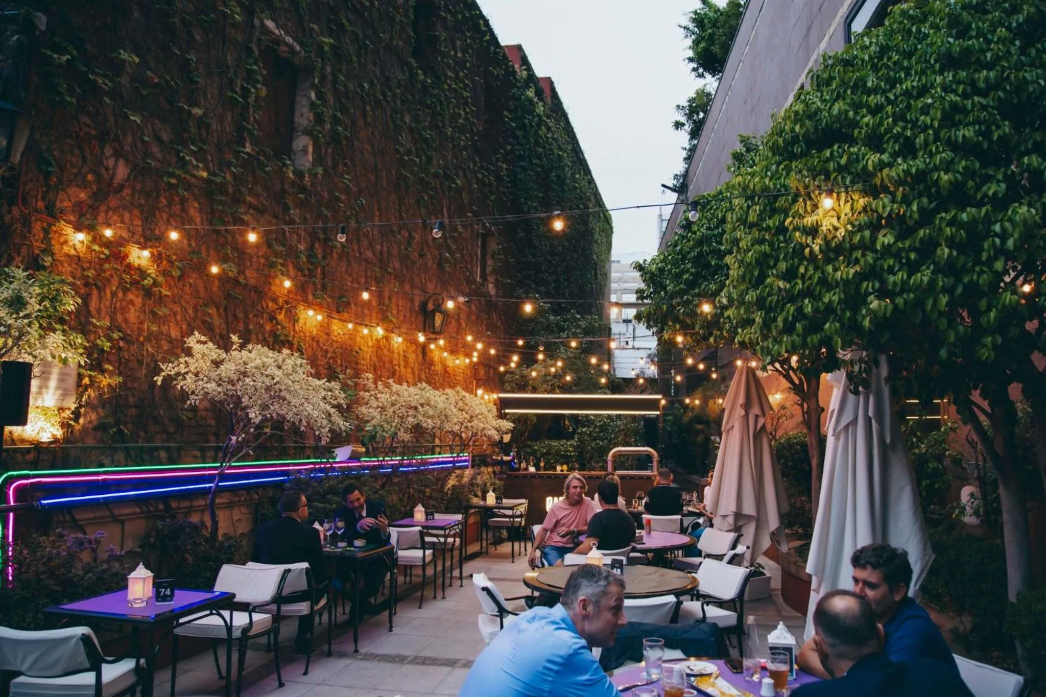 Lounge or bar in InterContinental Buenos Aires by IHG