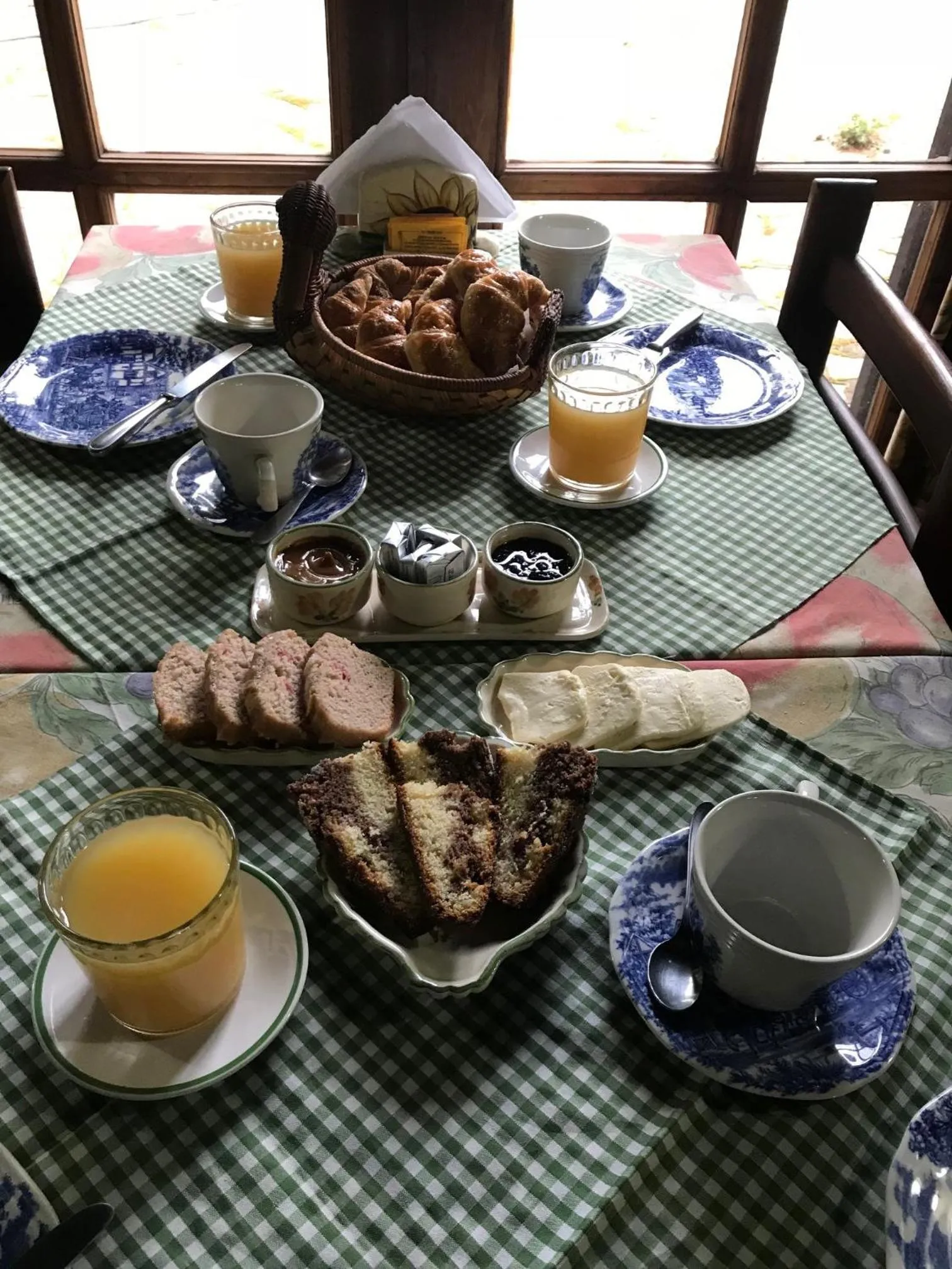 Breakfast in Posada del Angel