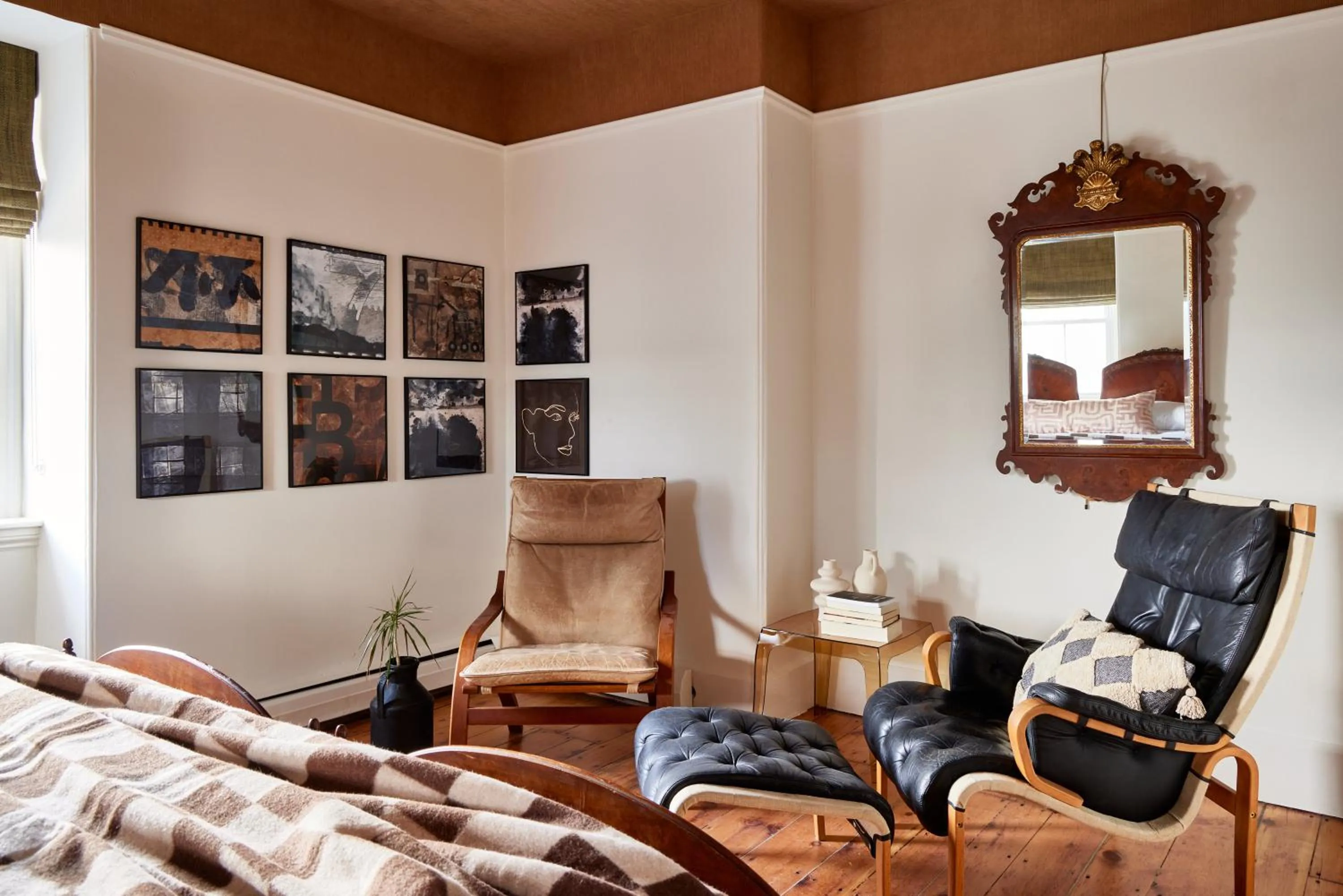 Bed in Blind Tiger Portland - Carleton Street Guest House