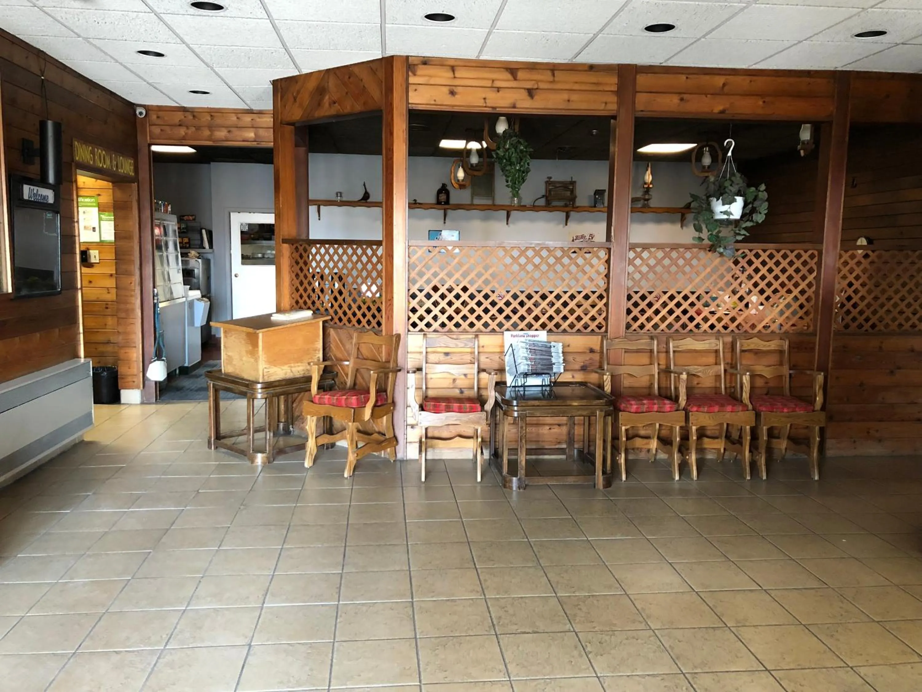 Agassiz Hotel and Restaurant - Under New Management