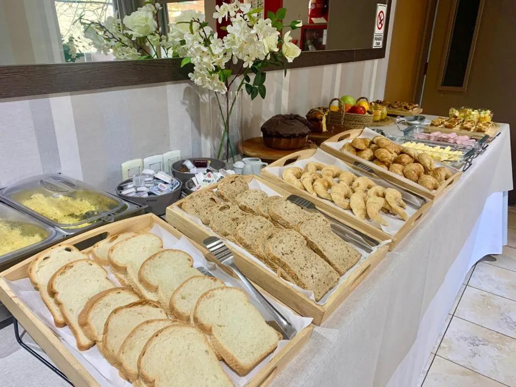 Food and drinks in Sarum Hotel Design