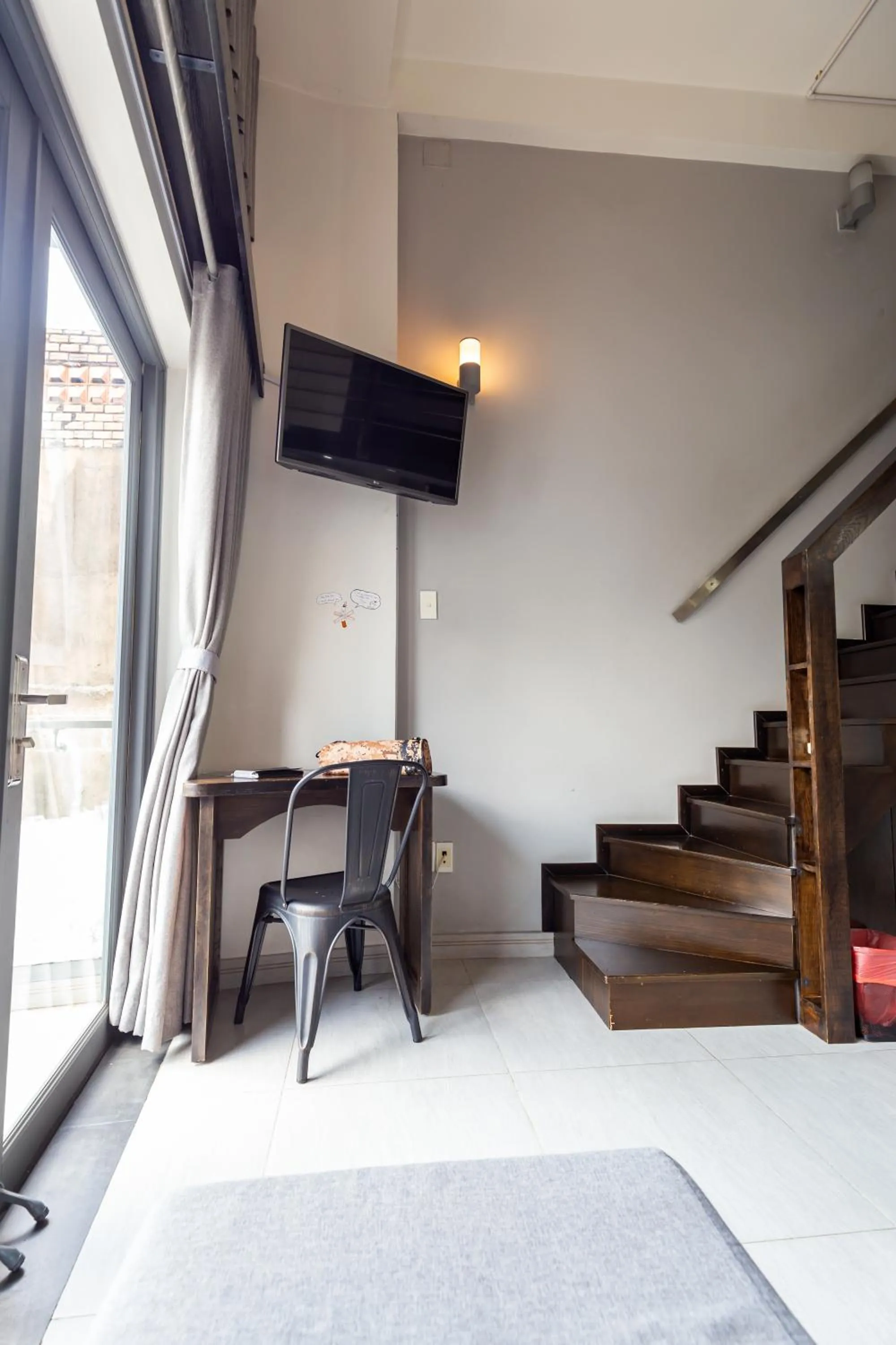 Photo of the whole room in The Haven - Lofts by the Park