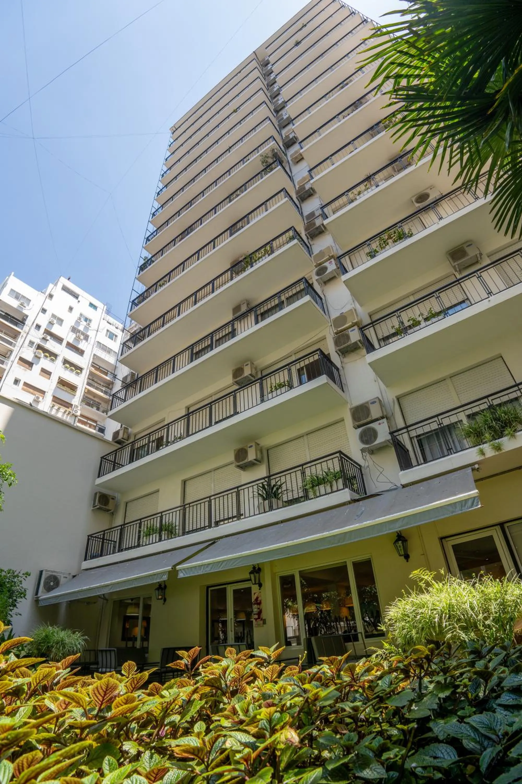 Property building in Aparthotel Trianon Recoleta