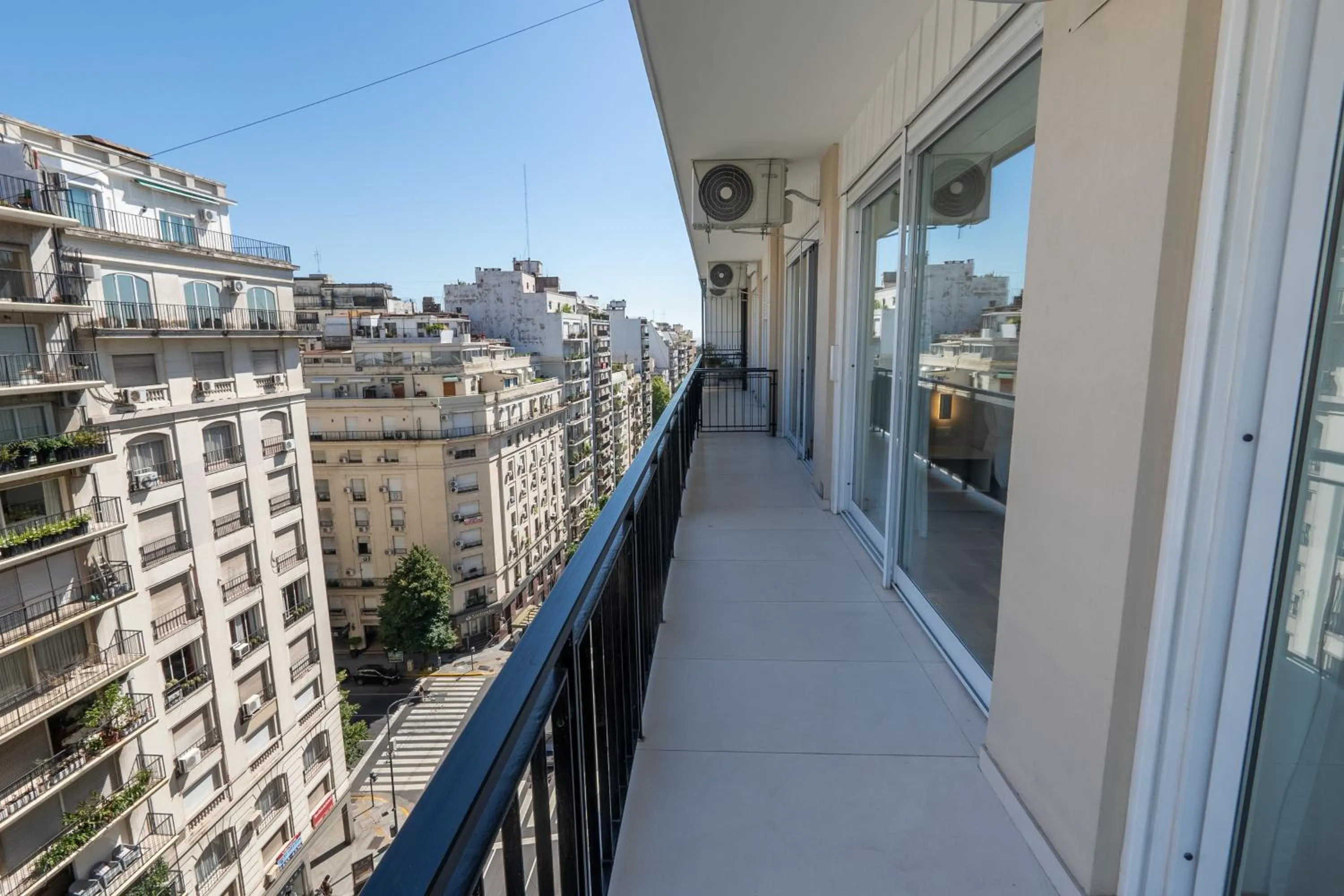 Property building in Aparthotel Trianon Recoleta