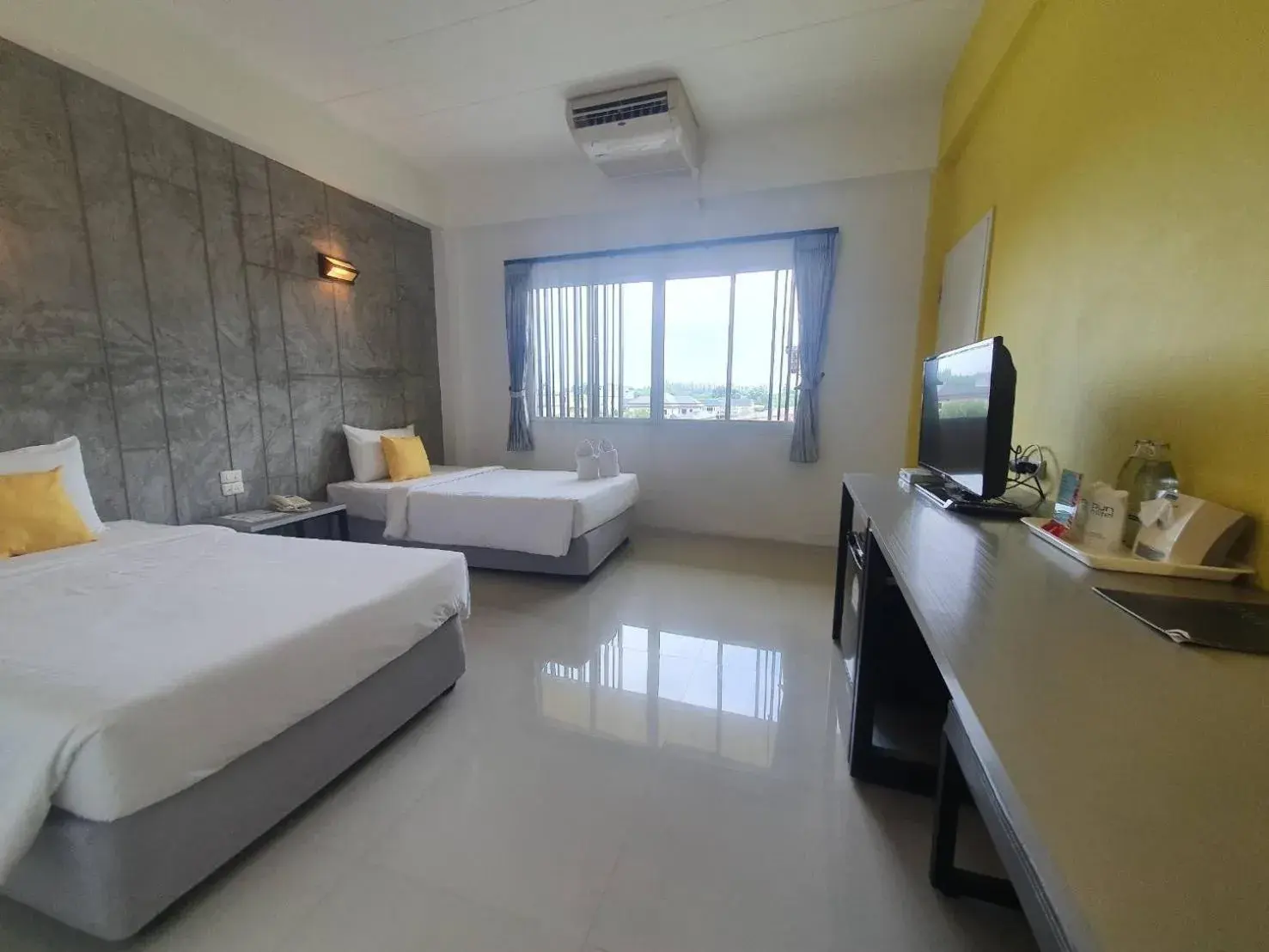 Deluxe Twin Room in Bun Hotel Deluxe Twin Room in Bun Hotel