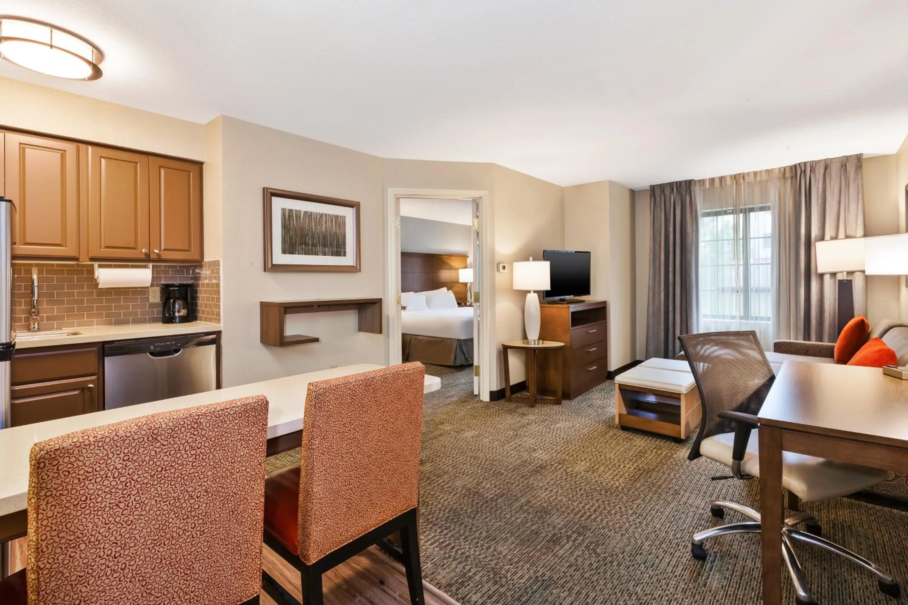 Photo of the whole room, Bed in Staybridge Suites Kalamazoo by IHG