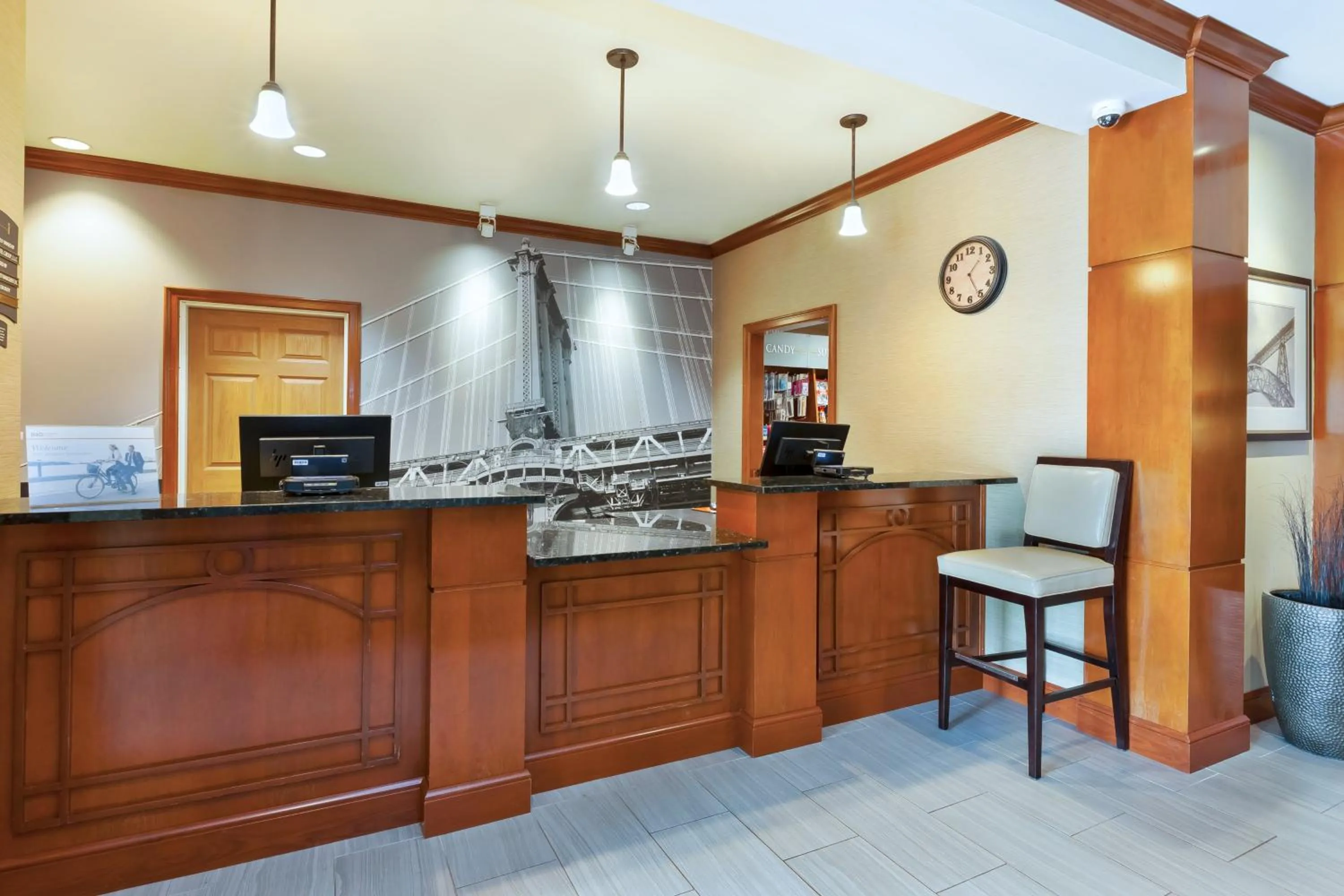 Lobby or reception in Staybridge Suites Kalamazoo by IHG