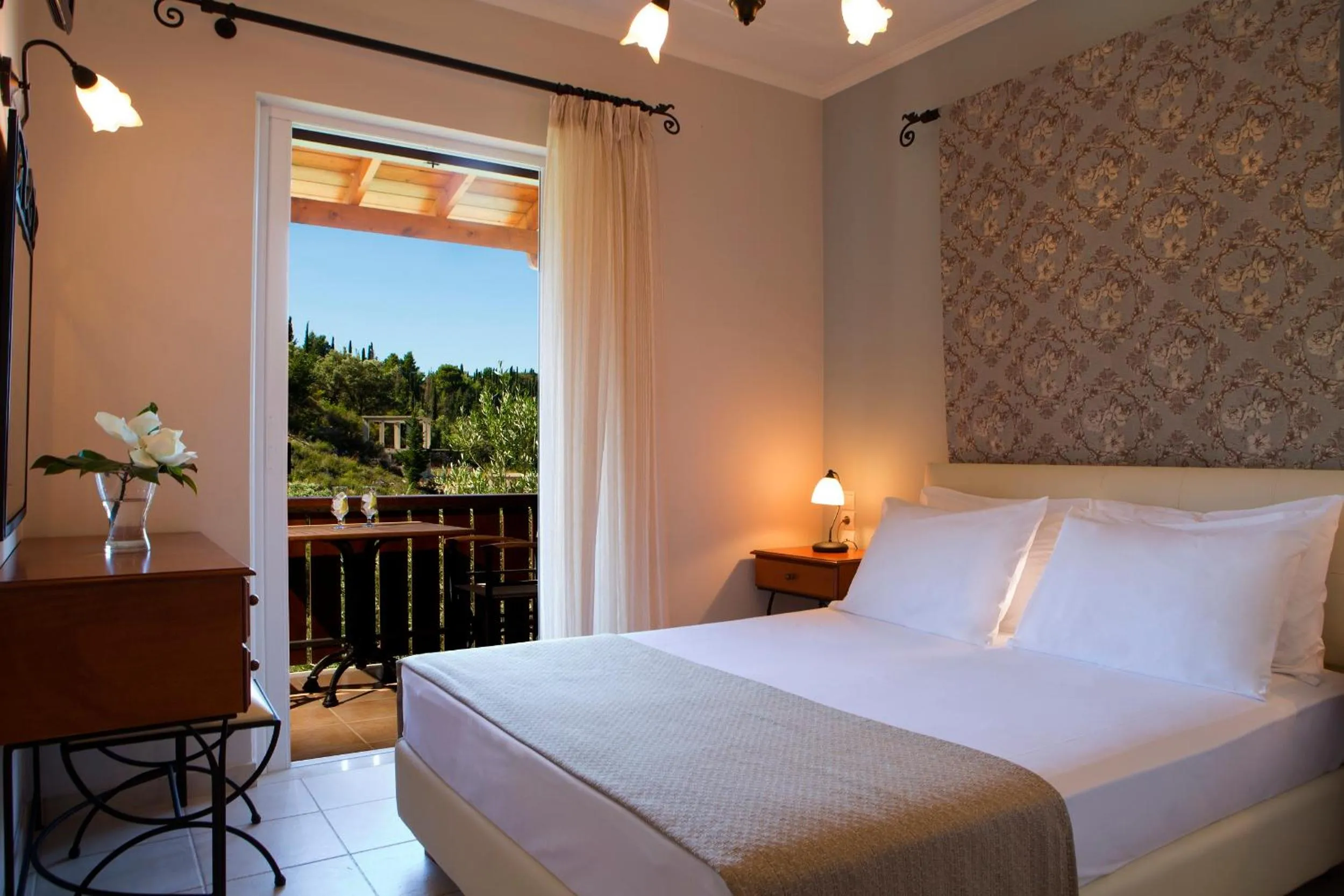Day, Bed in Evridiki's Villas