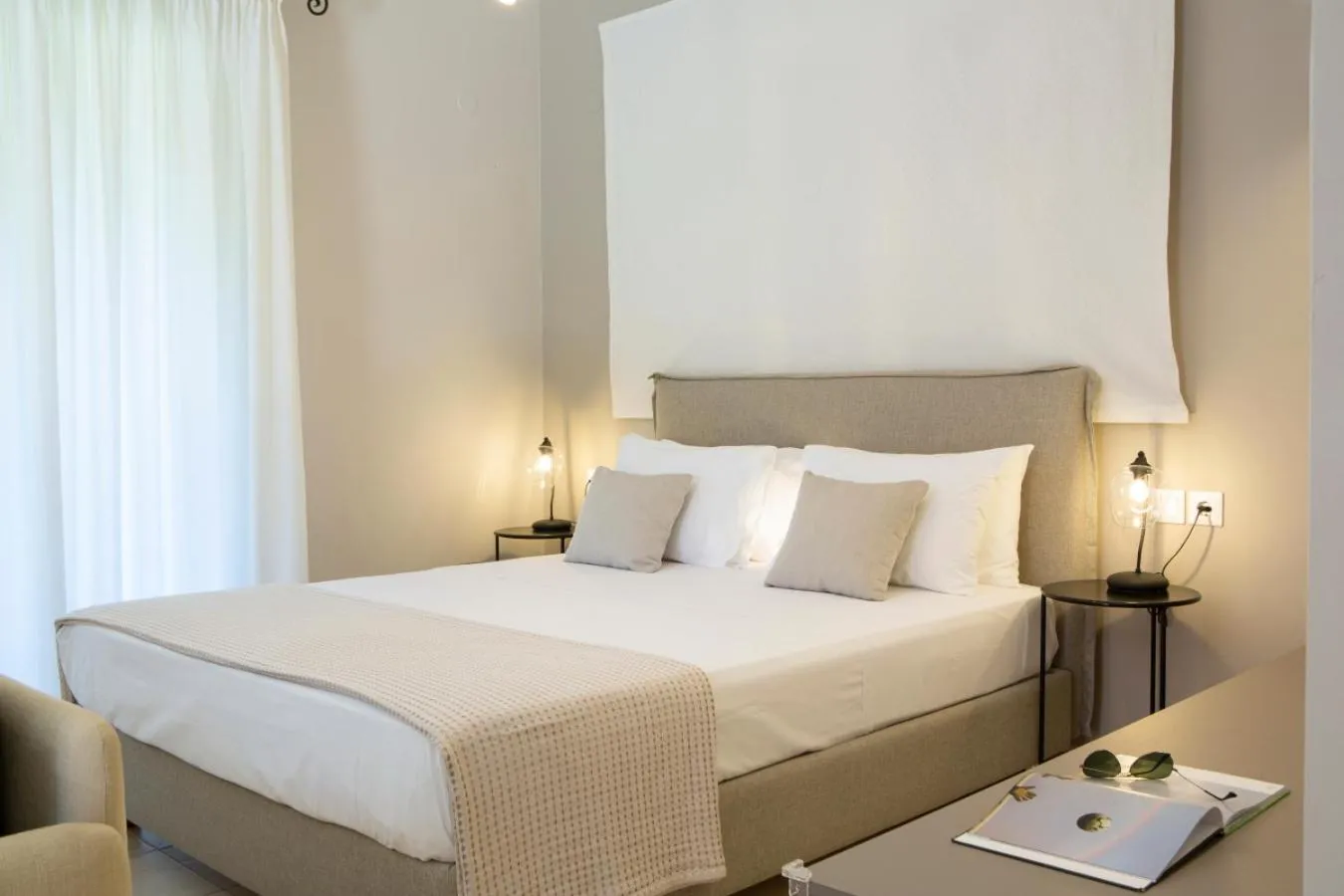 Bed in Evridiki's Villas