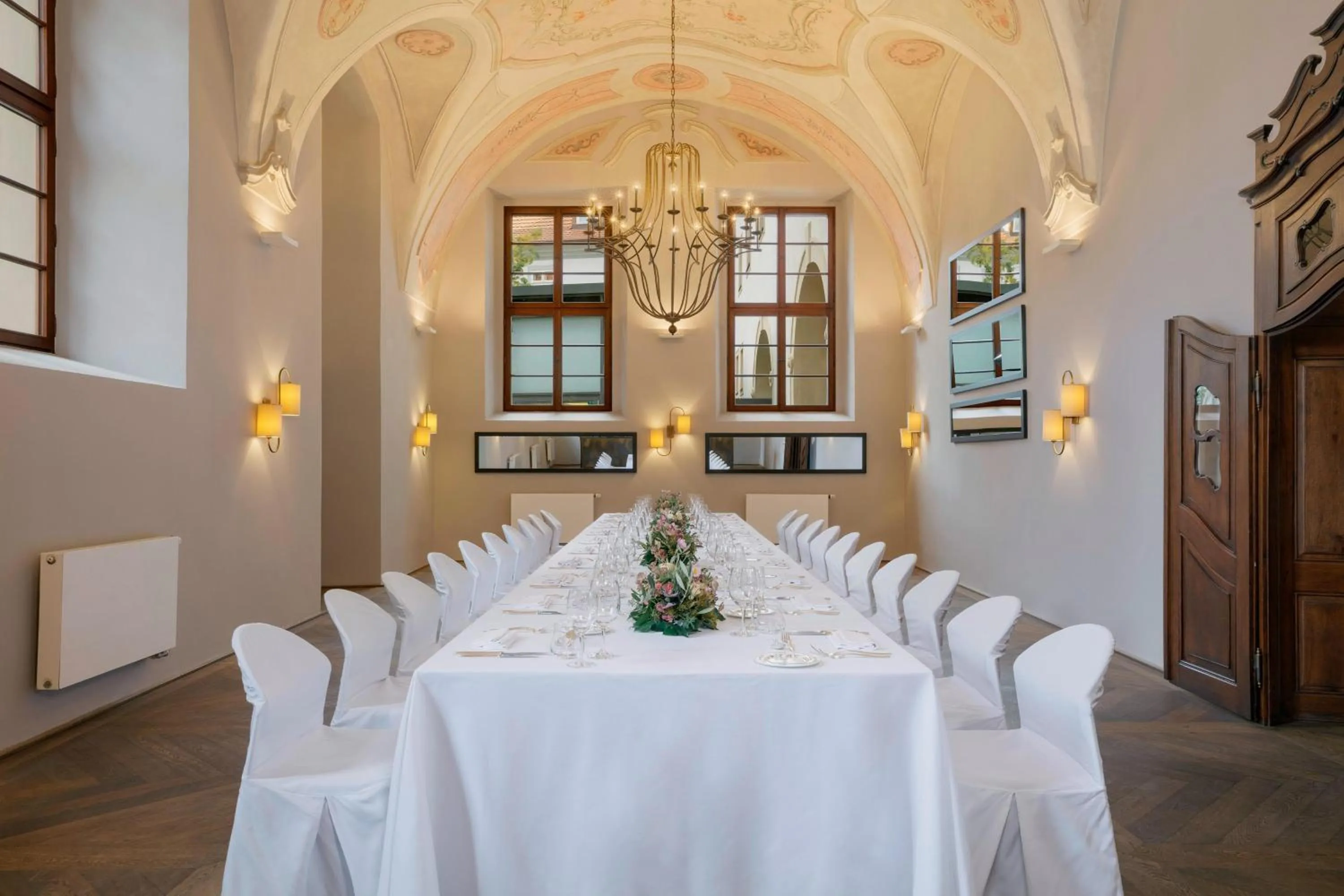 Lounge or bar in Augustine, a Luxury Collection Hotel, Prague