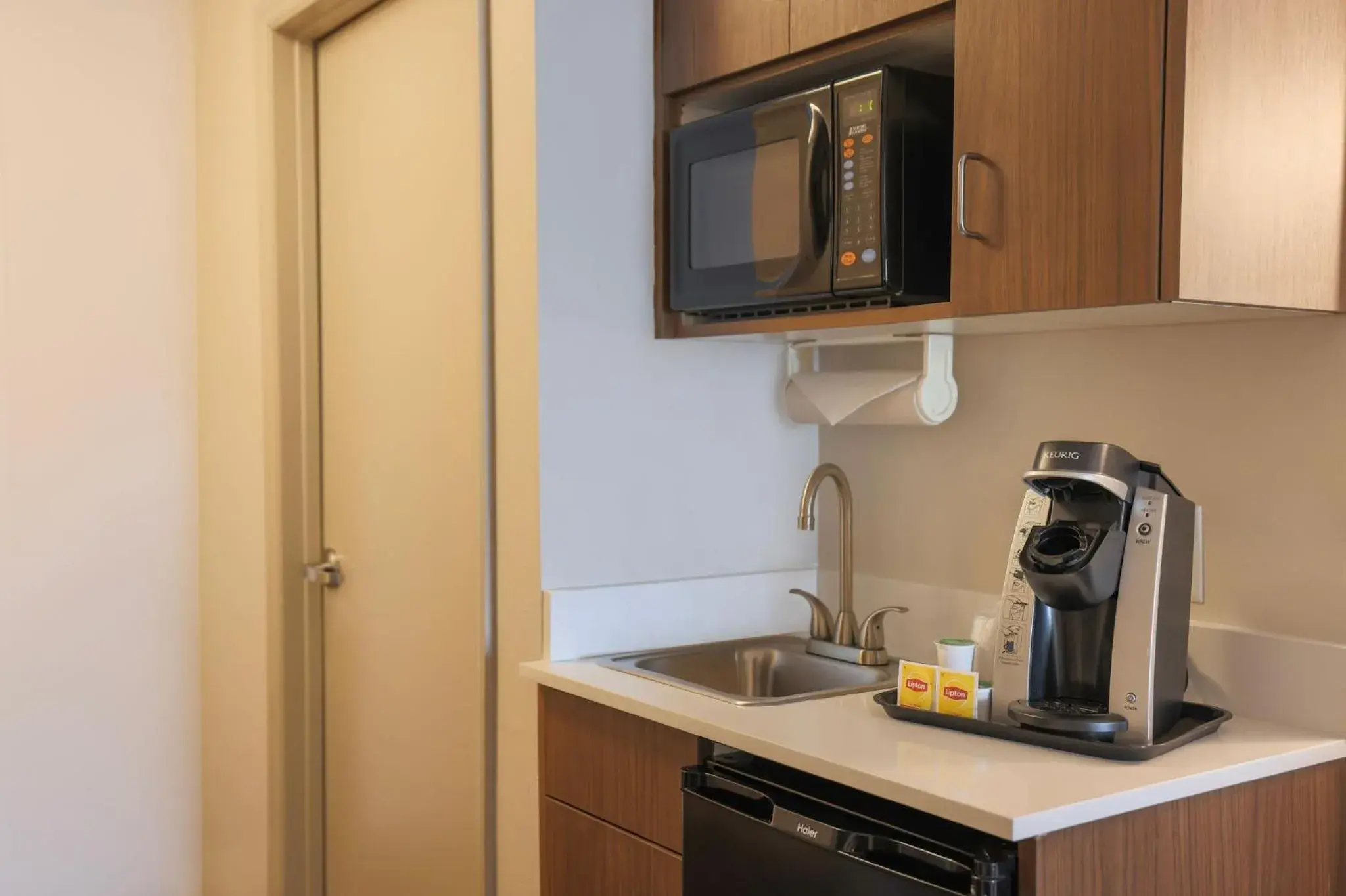 Two Single Beds Suite in Holiday Inn Express Hotel & Suites Wake Forest - Raleigh North by IHG Two Single Beds Suite in Holiday Inn Express Hotel & Suites Wake Forest - Raleigh North by IHG