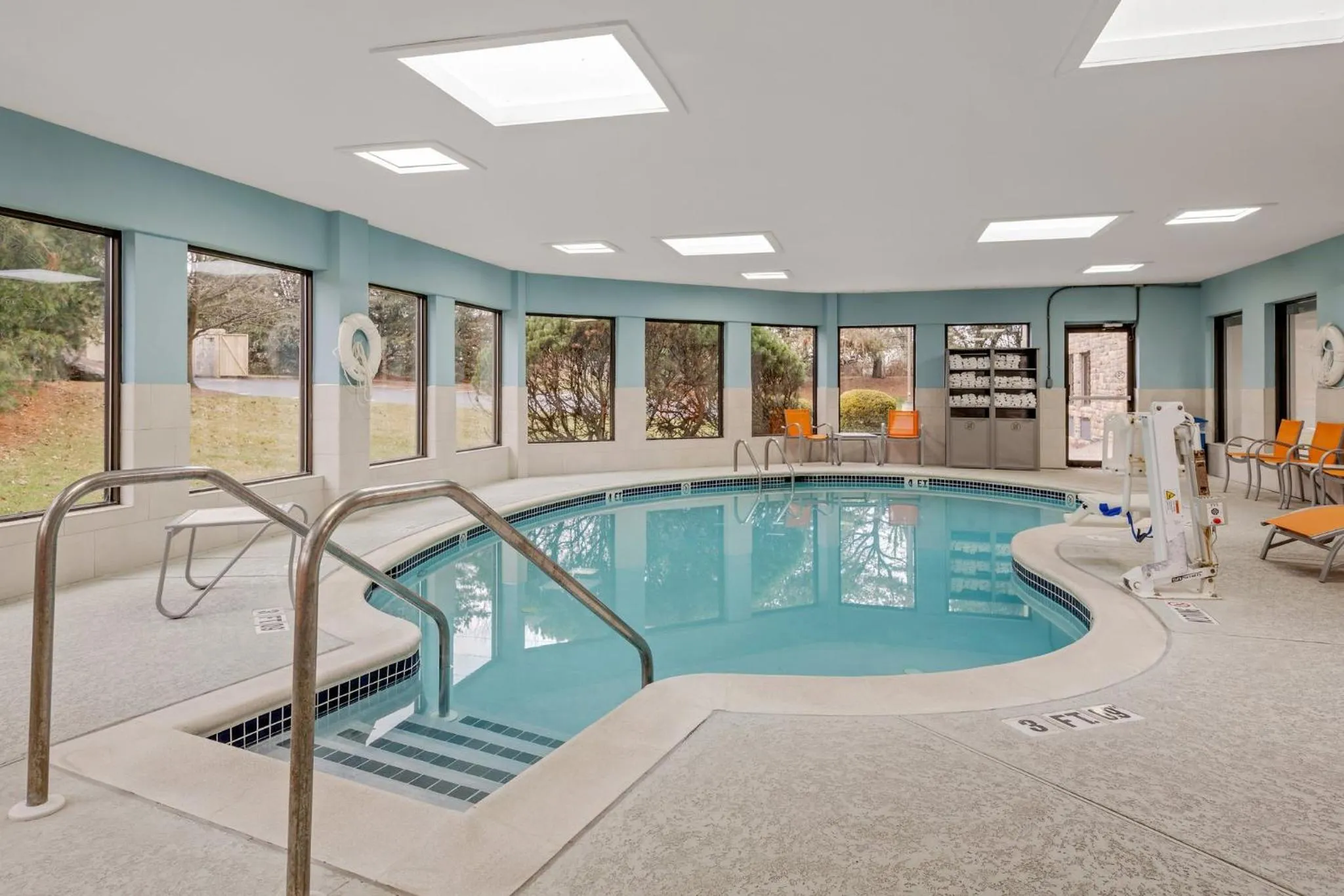 Swimming pool in Holiday Inn Express Hershey-Harrisburg Area by IHG