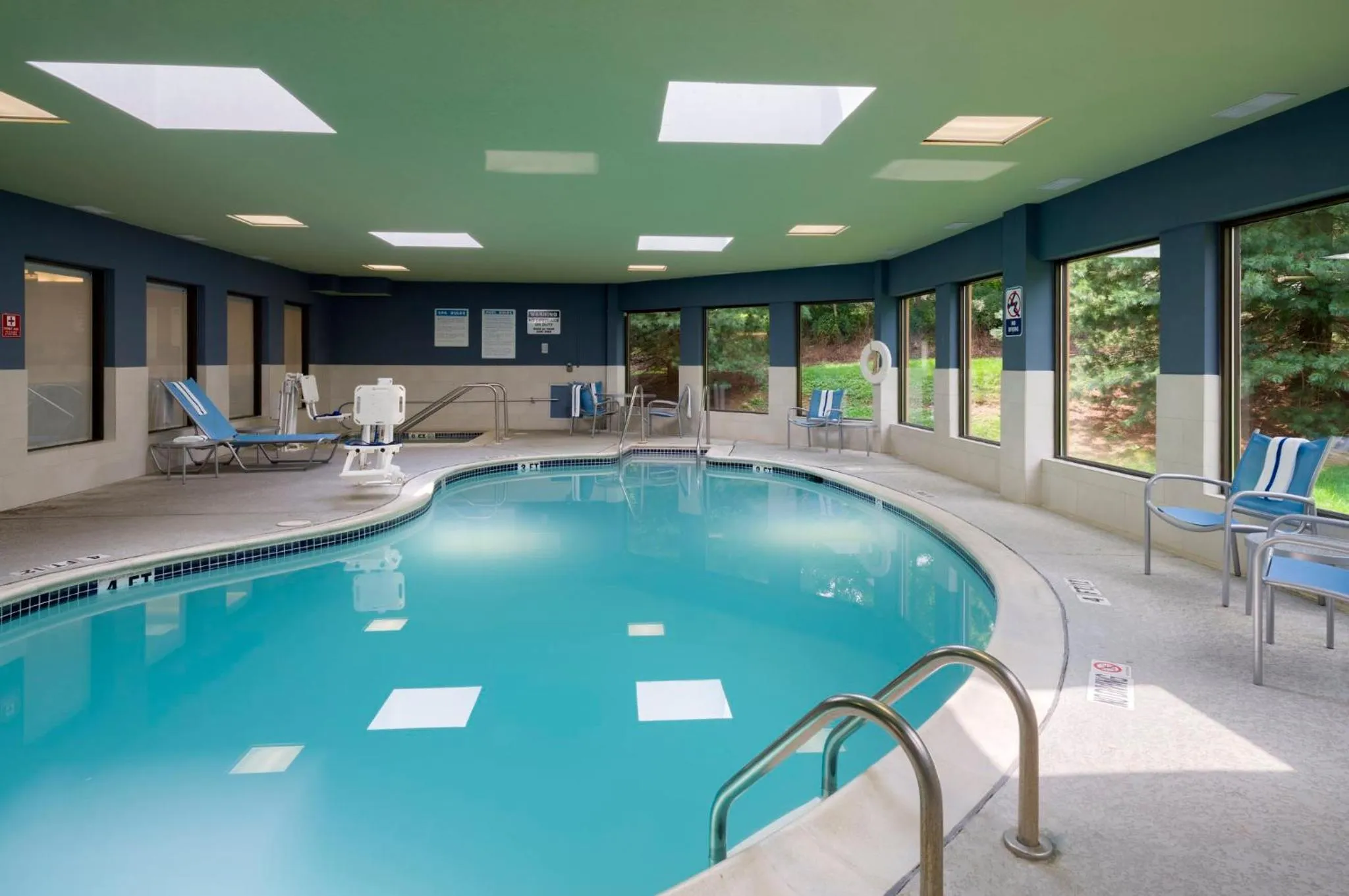 Swimming pool in Holiday Inn Express Hershey-Harrisburg Area by IHG