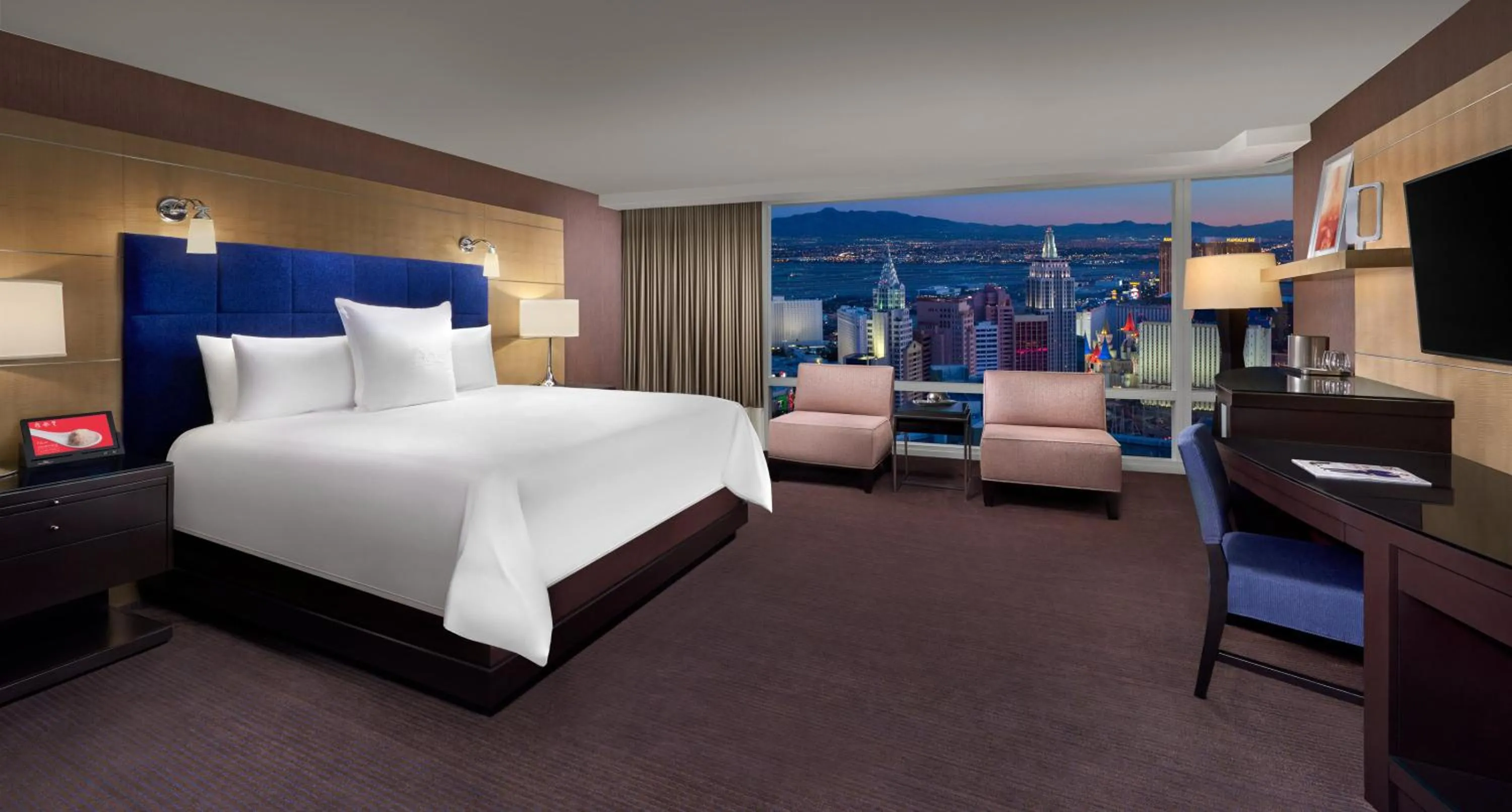 Photo of the whole room, Bed in ARIA Resort & Casino