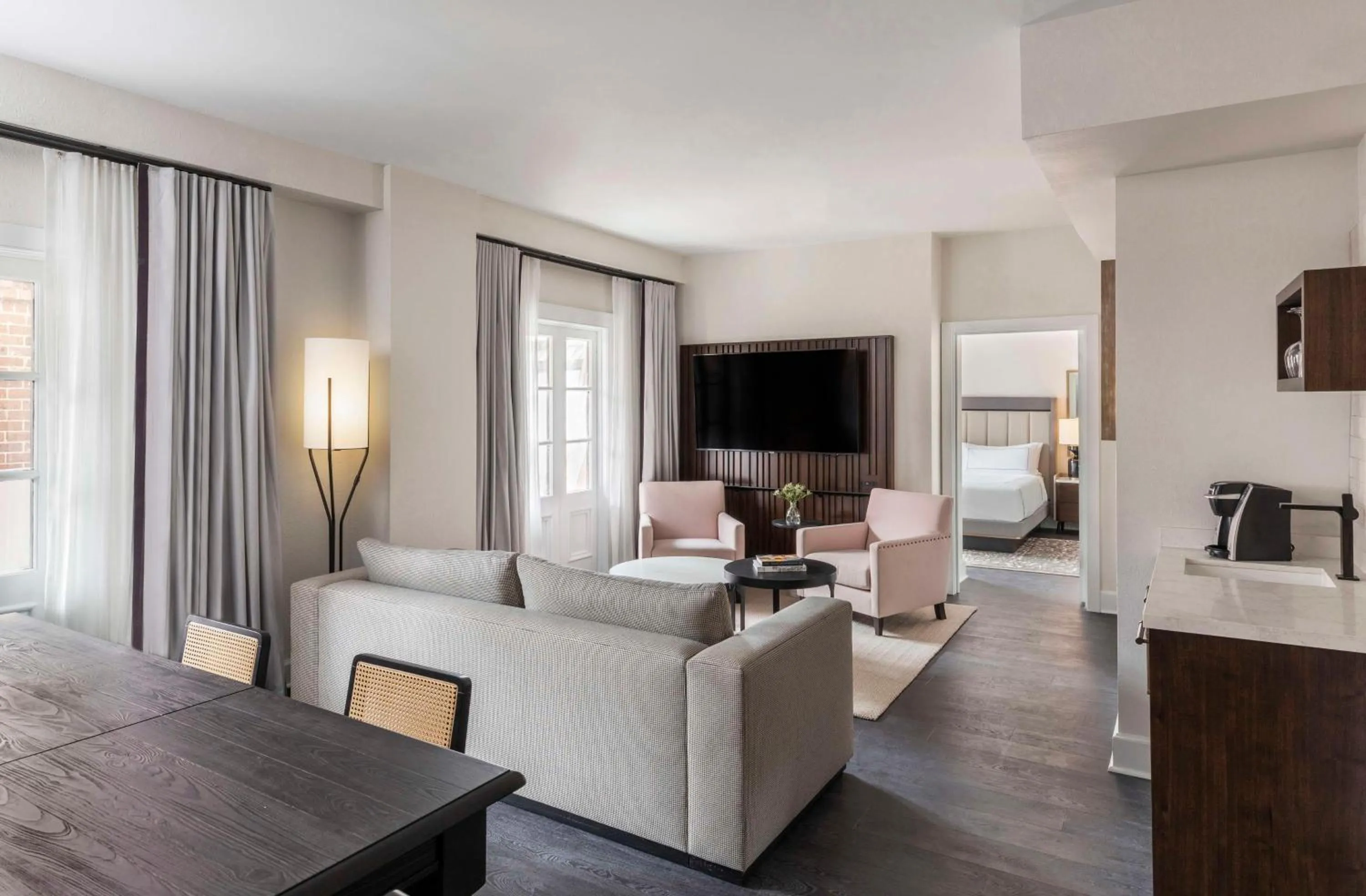 Other in Mills House Charleston, Curio Collection by Hilton