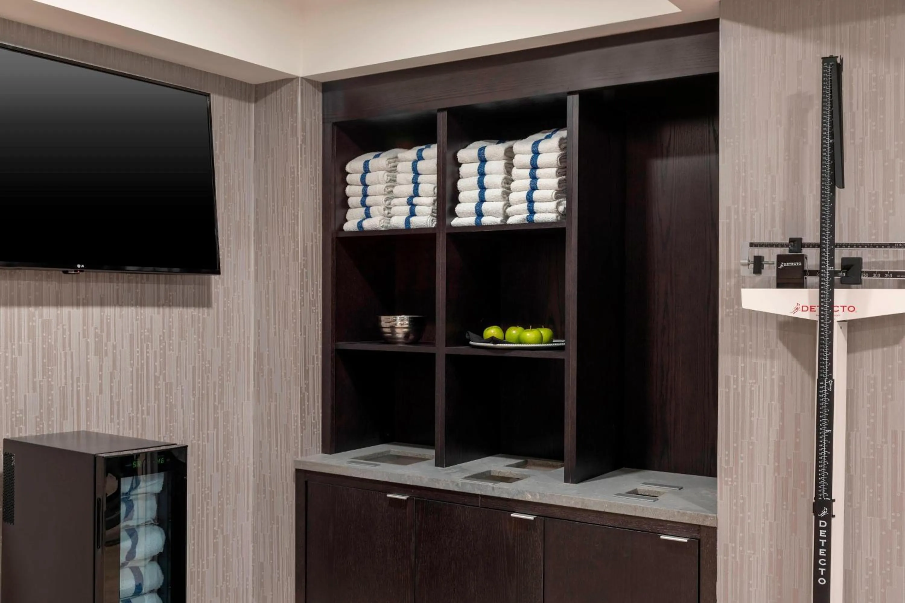 Fitness centre/facilities in Delta Hotels by Marriott Kalamazoo Conference Center