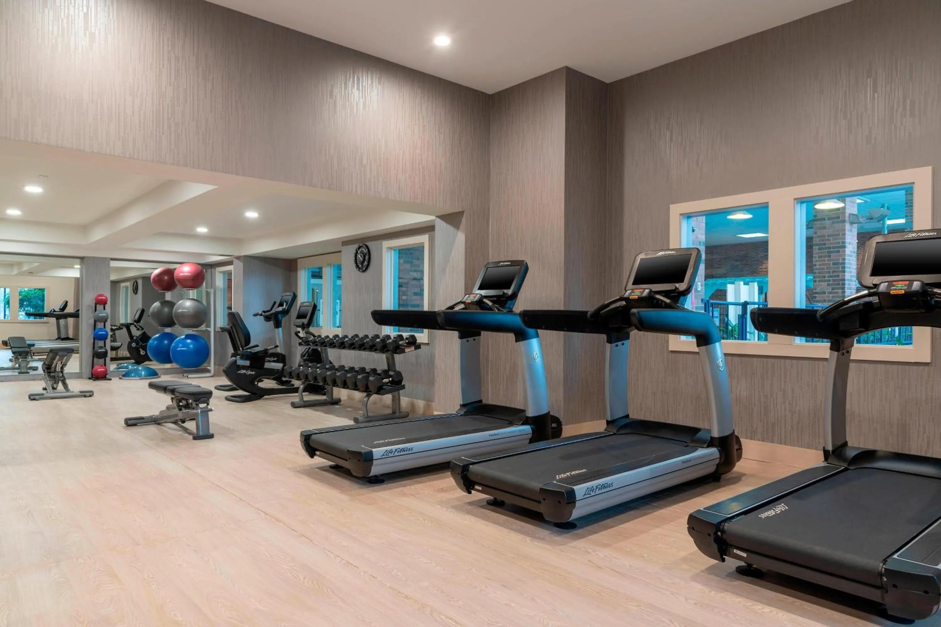 Fitness centre/facilities in Delta Hotels by Marriott Kalamazoo Conference Center
