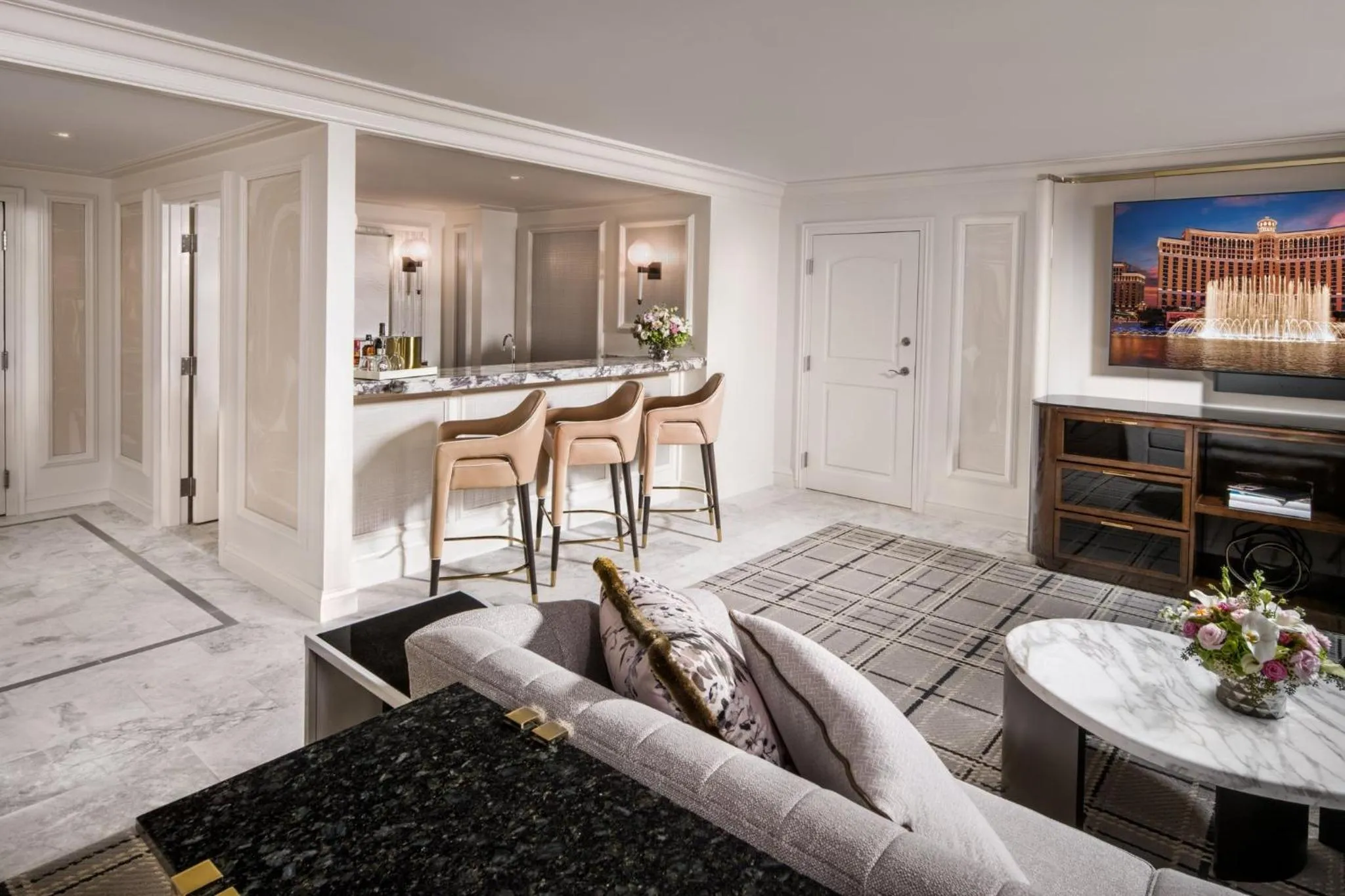 Photo of the whole room in Bellagio