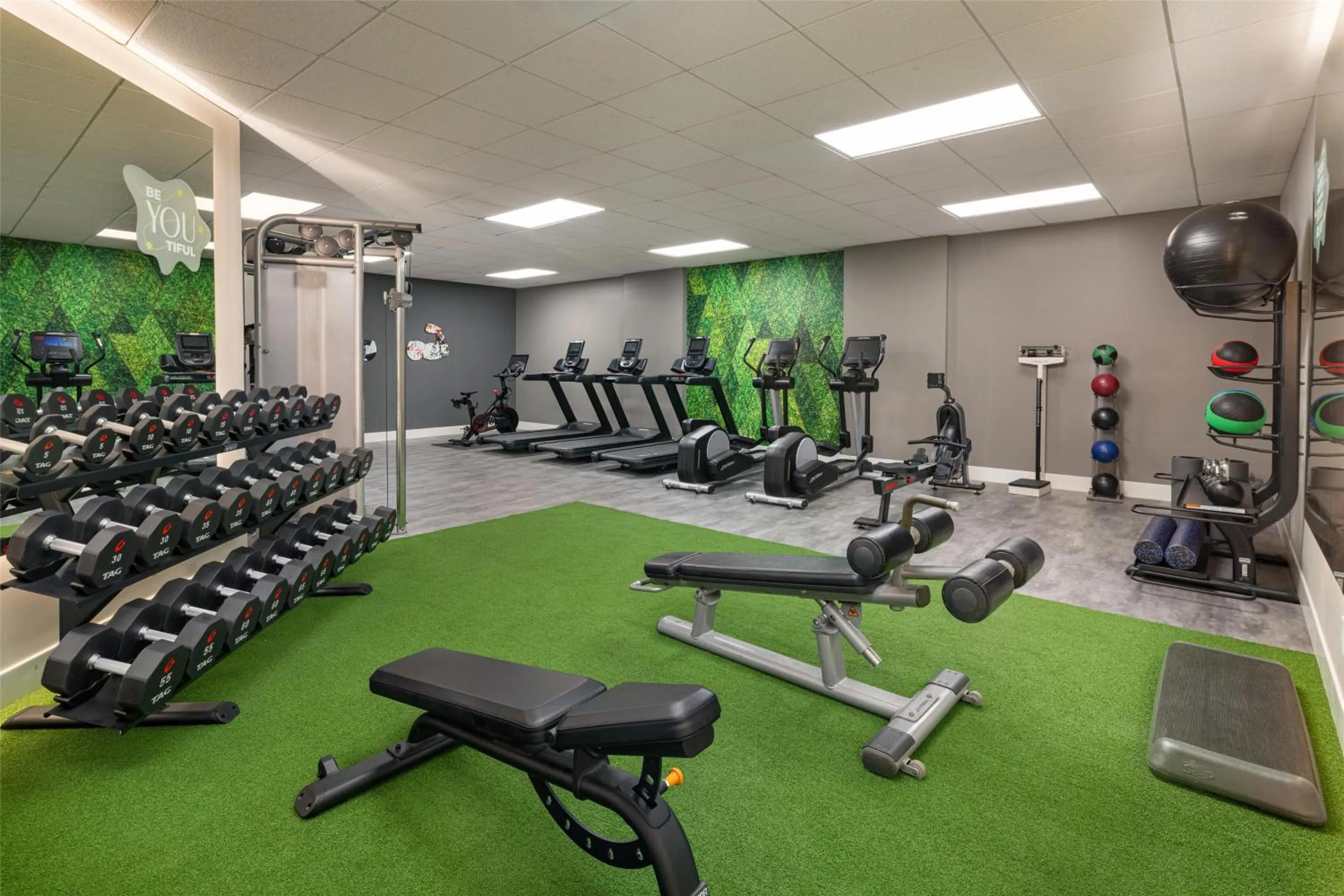 Fitness centre/facilities in Sonesta Resort Hilton Head Island