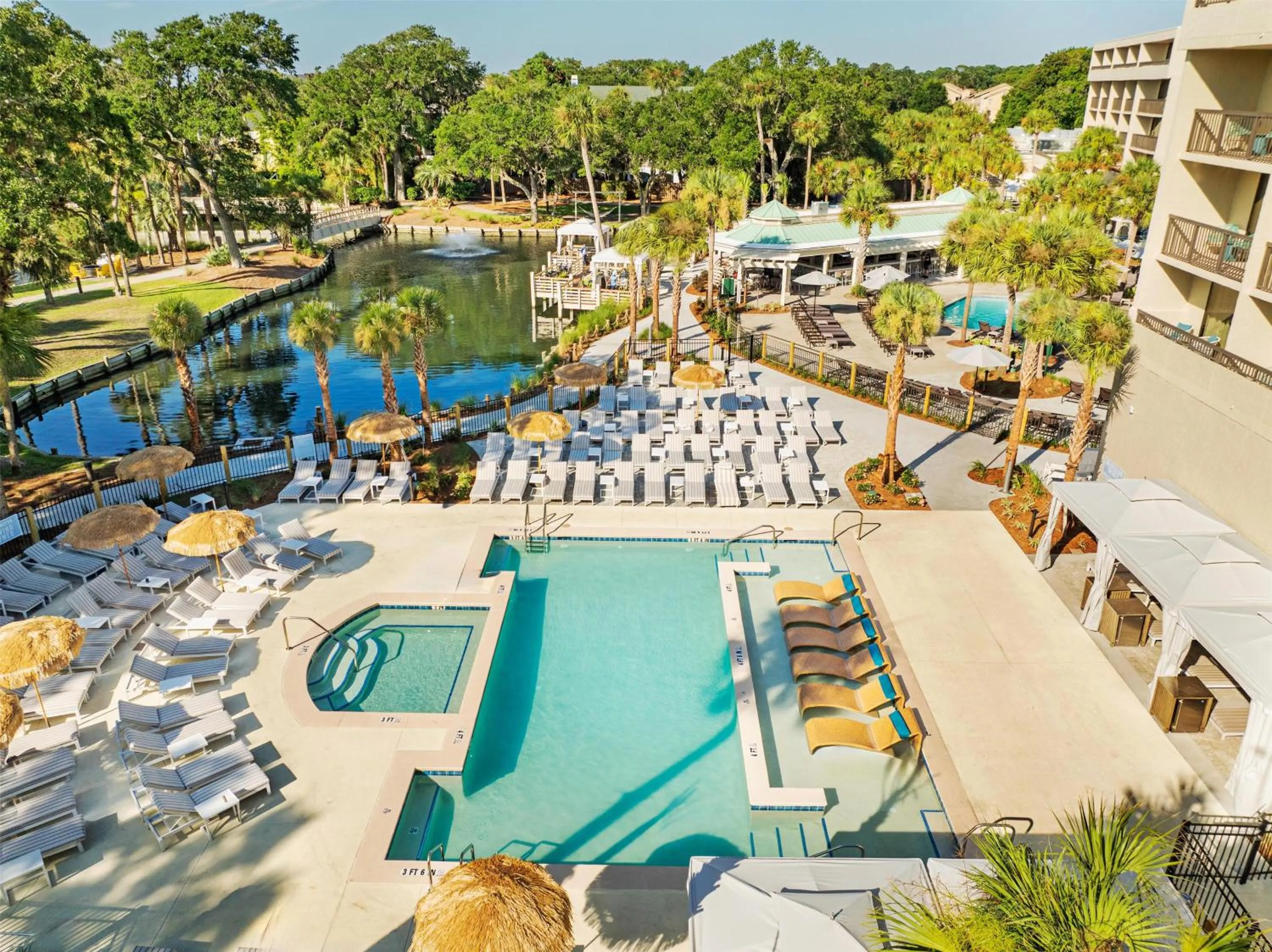 Property building in Sonesta Resort Hilton Head Island