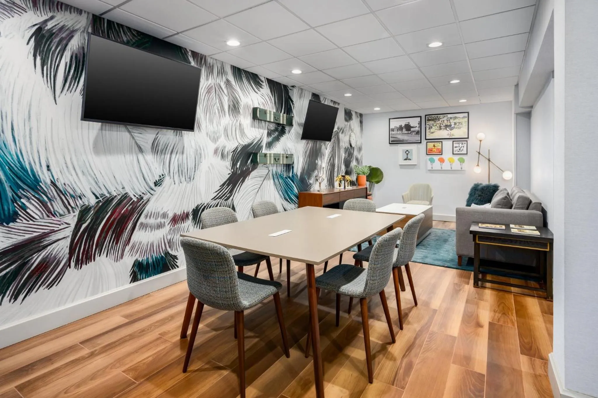 Meeting/conference room in Crowne Plaza Jacksonville Airport I-95N by IHG