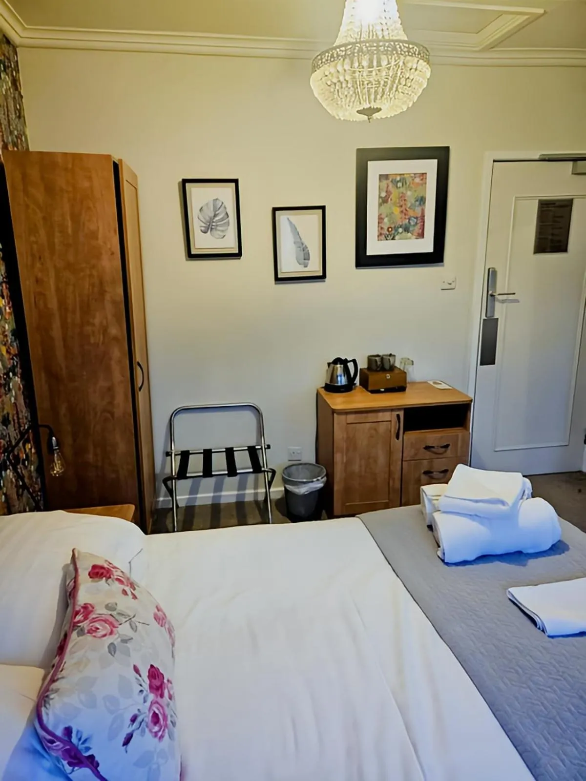 Photo of the whole room, Bed in The Coach House