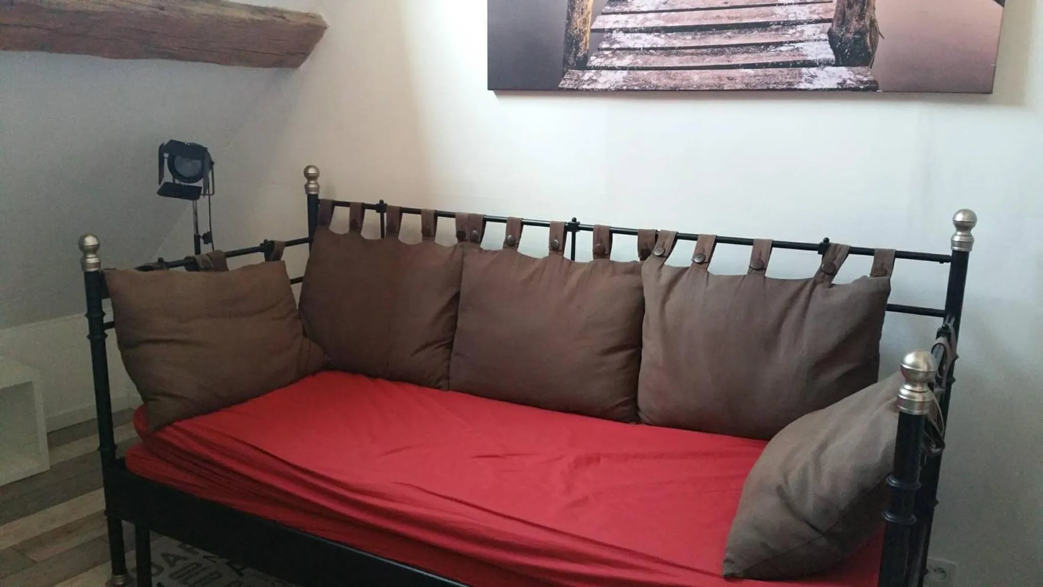 Bed in Chez Laurence