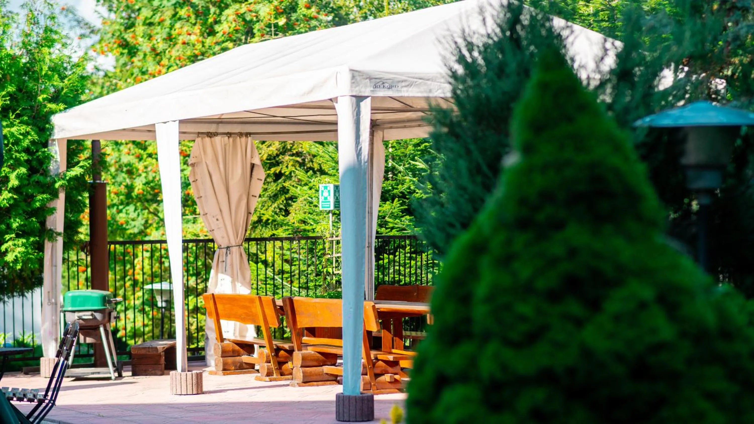 Restaurant/places to eat in Górski Kompleks Turystyczny Czeszka i Słowaczka