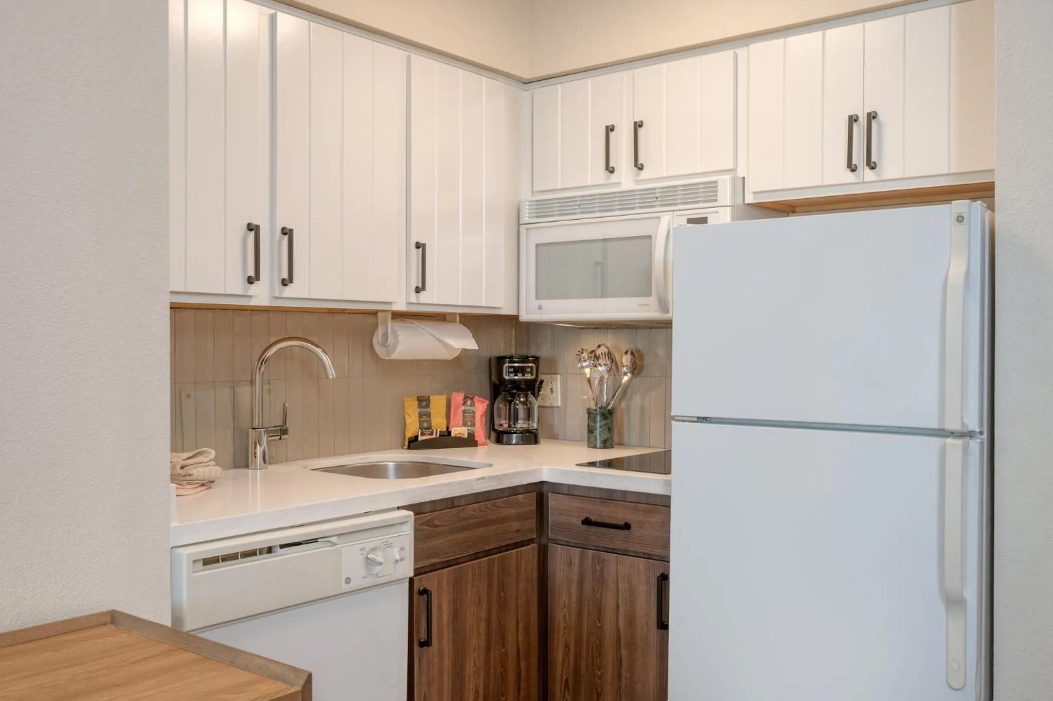 Photo of the whole room in Staybridge Suites Allentown Airport Lehigh Valley by IHG