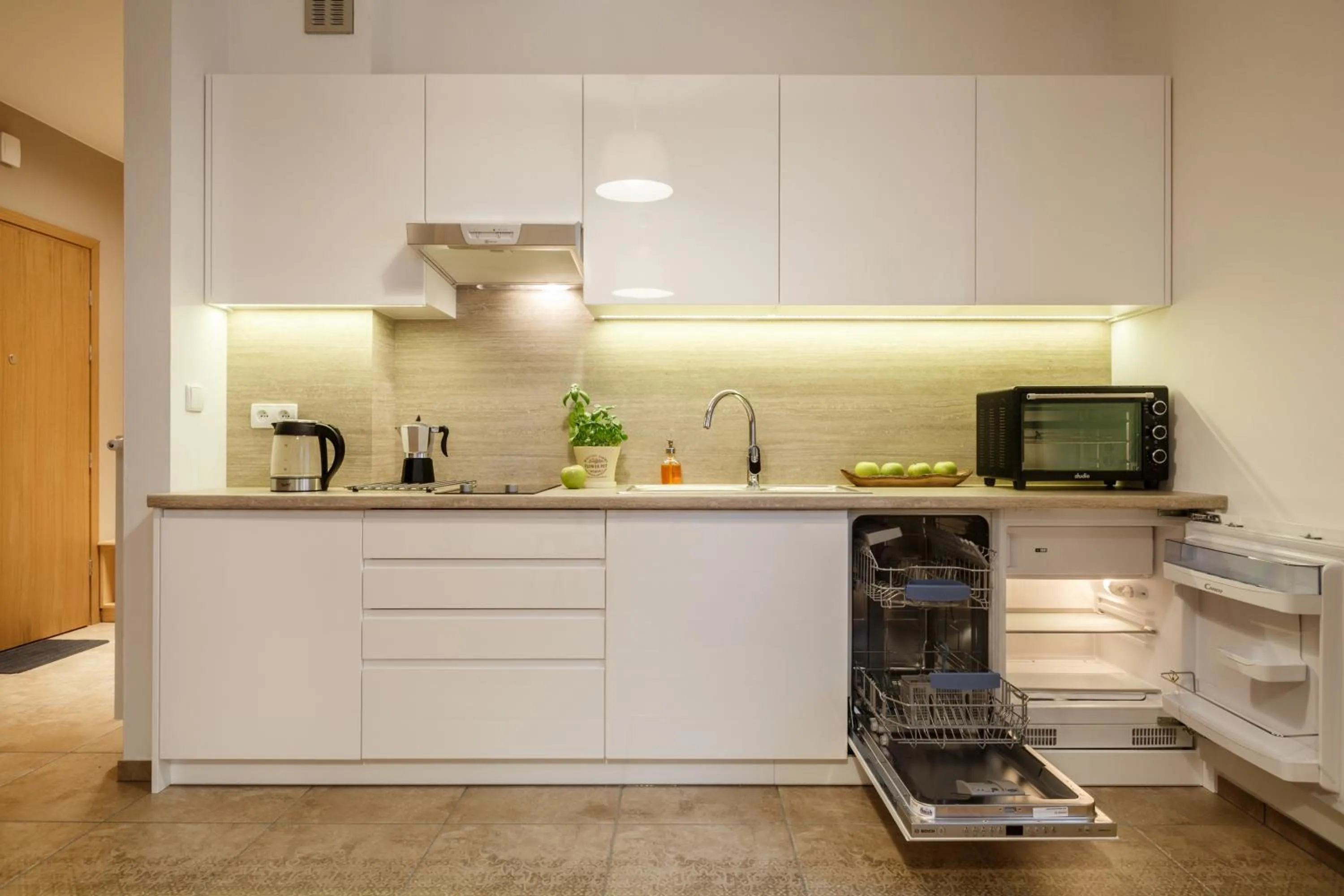 Kitchen or kitchenette in Apart-Center Pod Orłem II