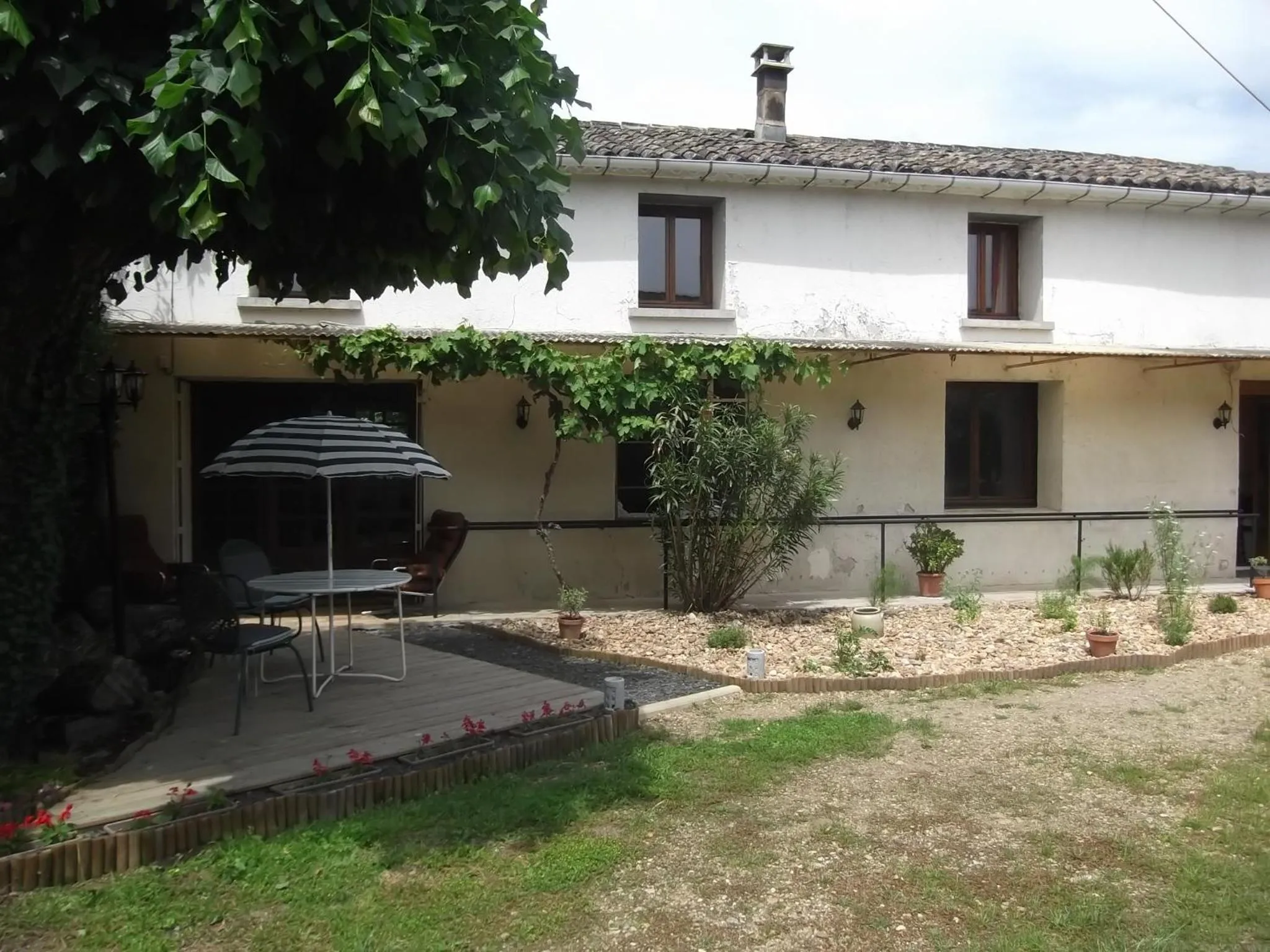 Patio in 43 Rue des Quarts
