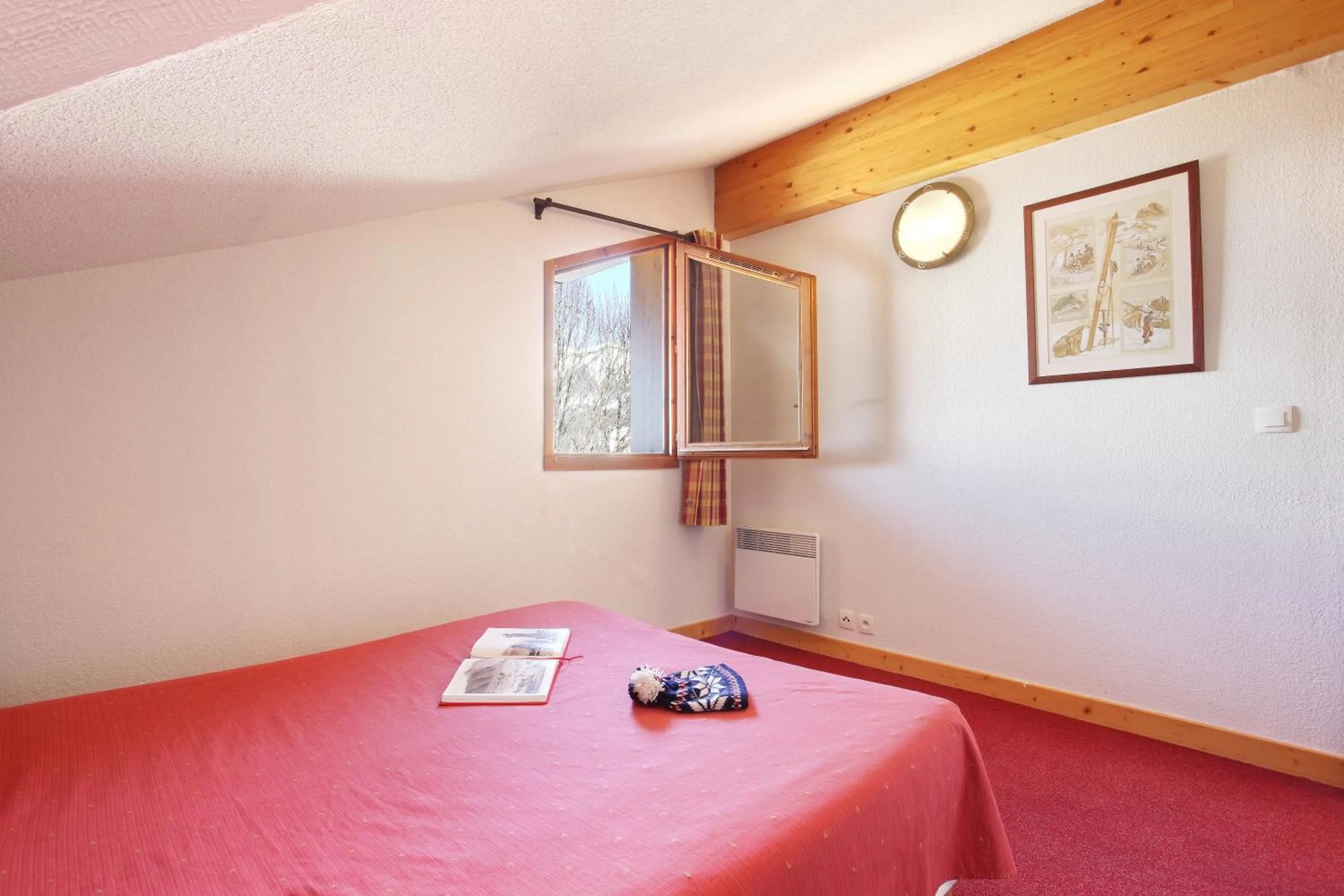 Bedroom, Bed in Résidence Odalys Le Village