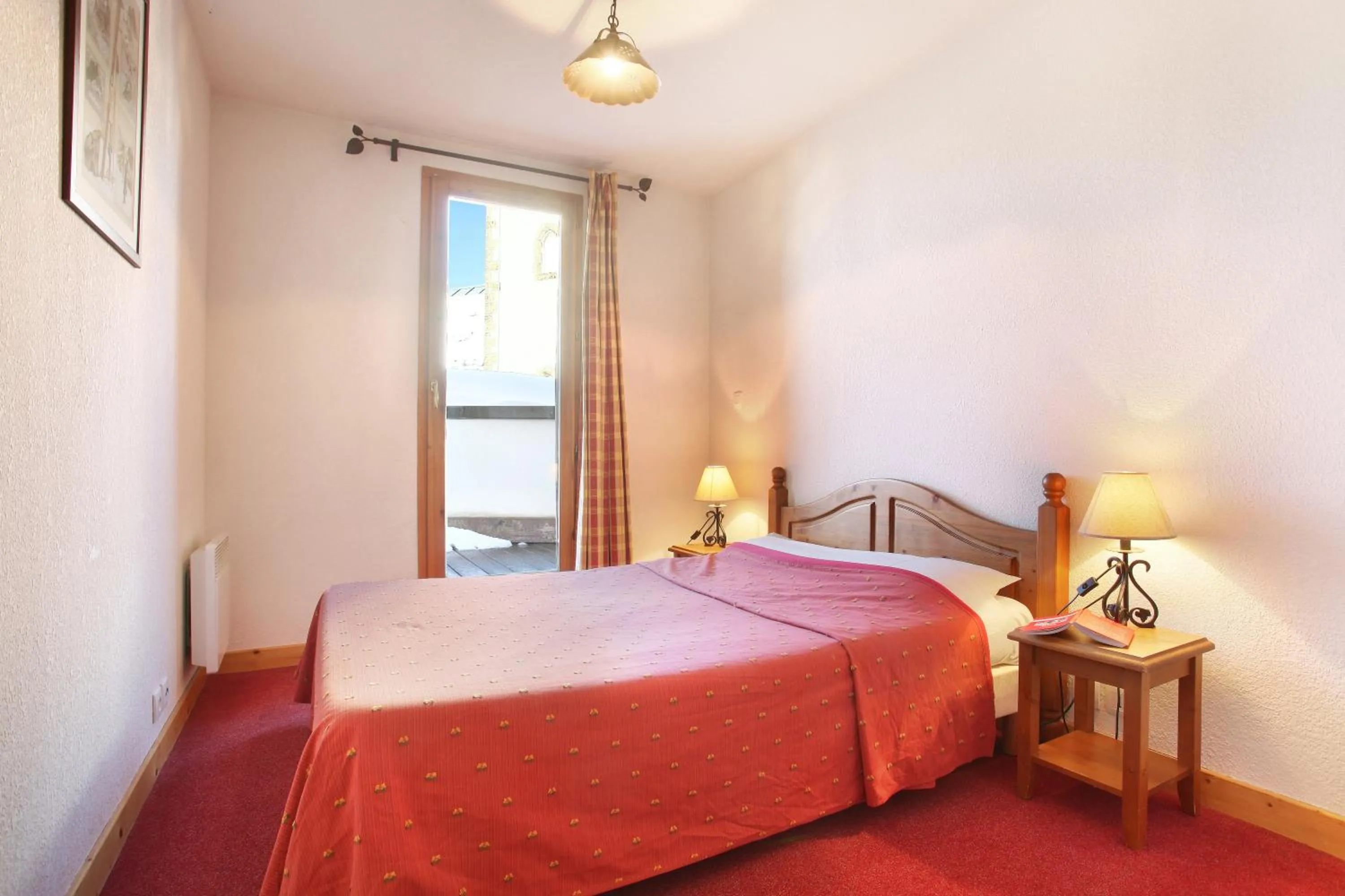 Bedroom, Bed in Résidence Odalys Le Village