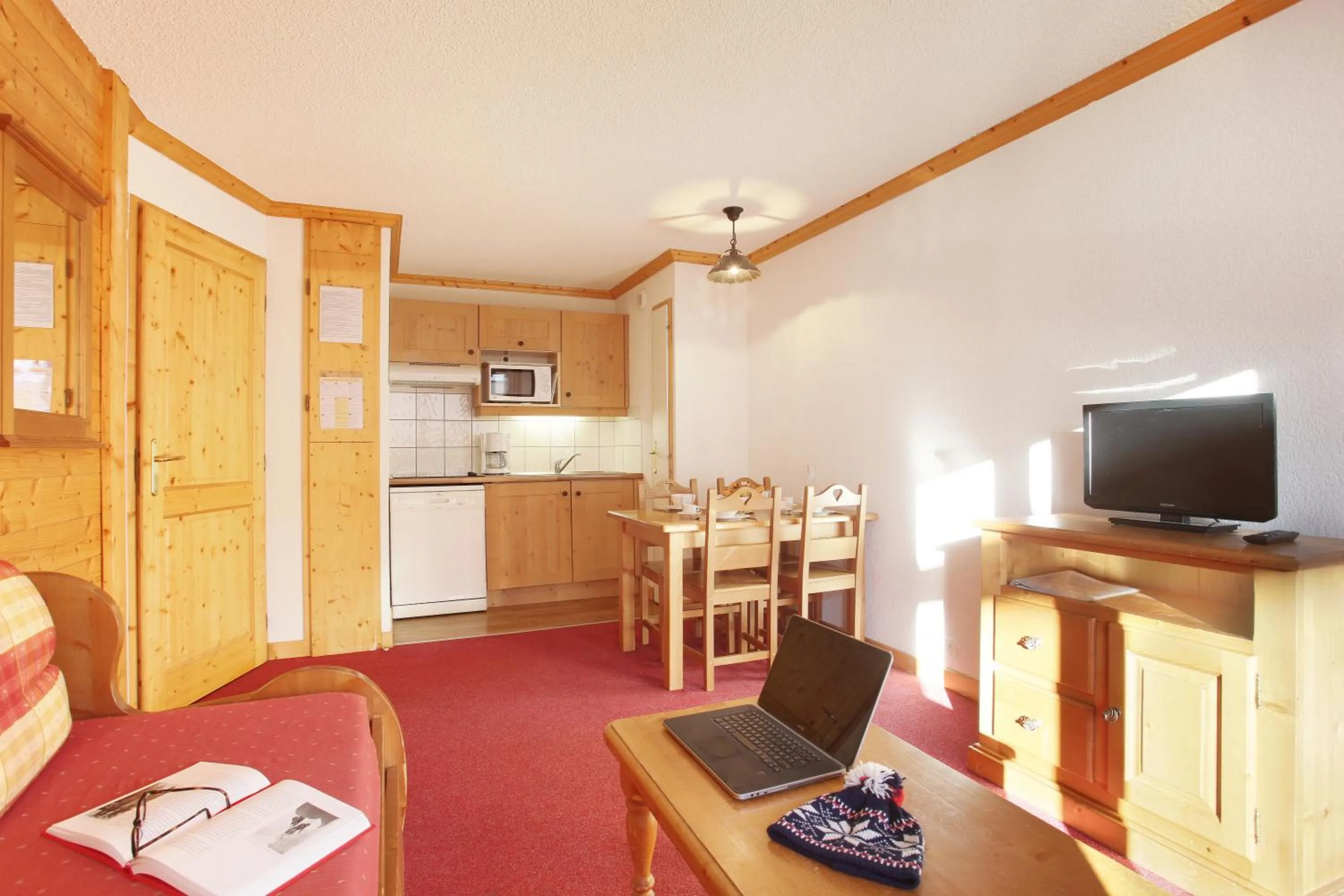 Kitchen or kitchenette in Résidence Odalys Le Village