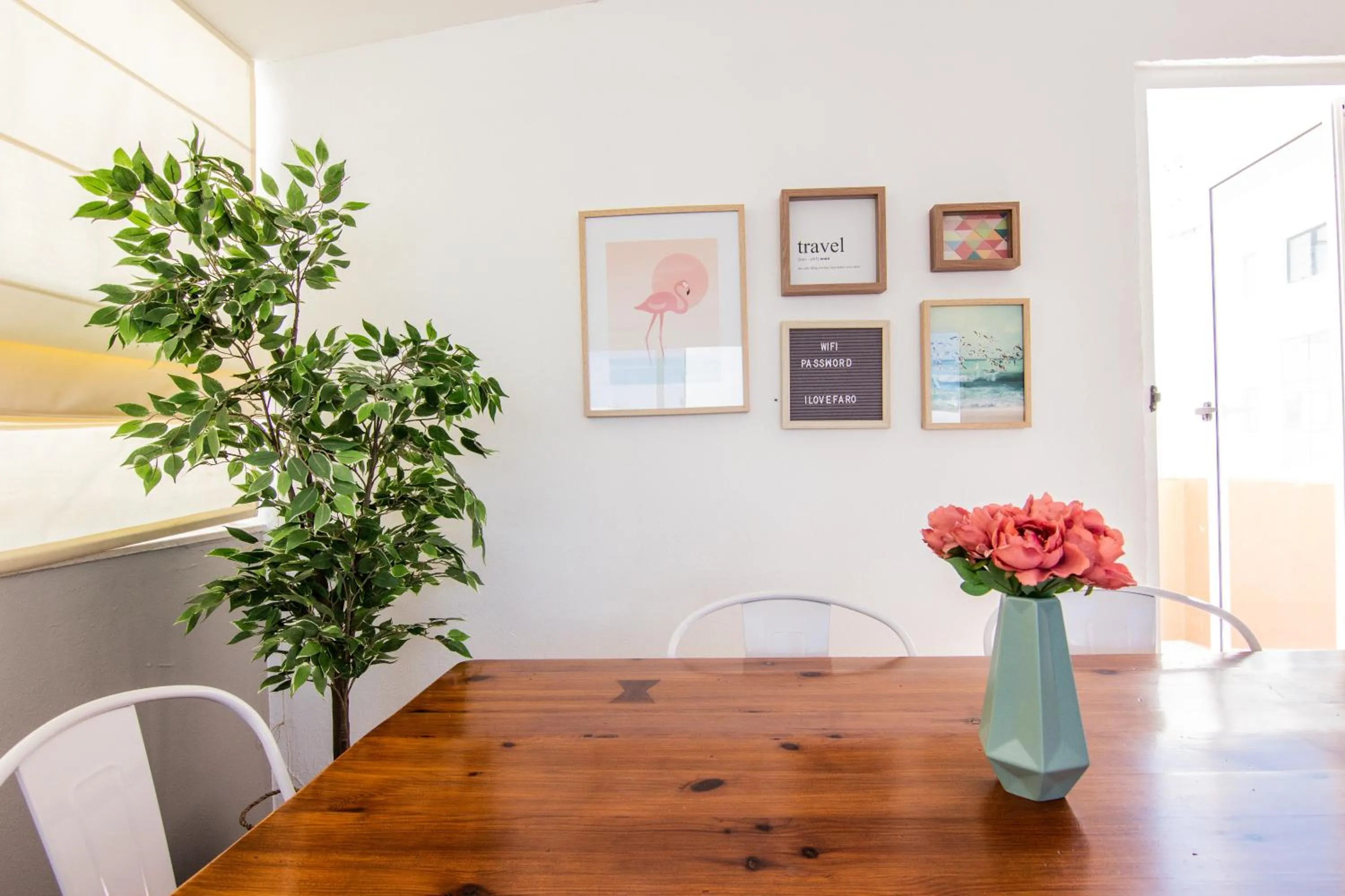 Dining area in Faro Central - Holiday Apartments