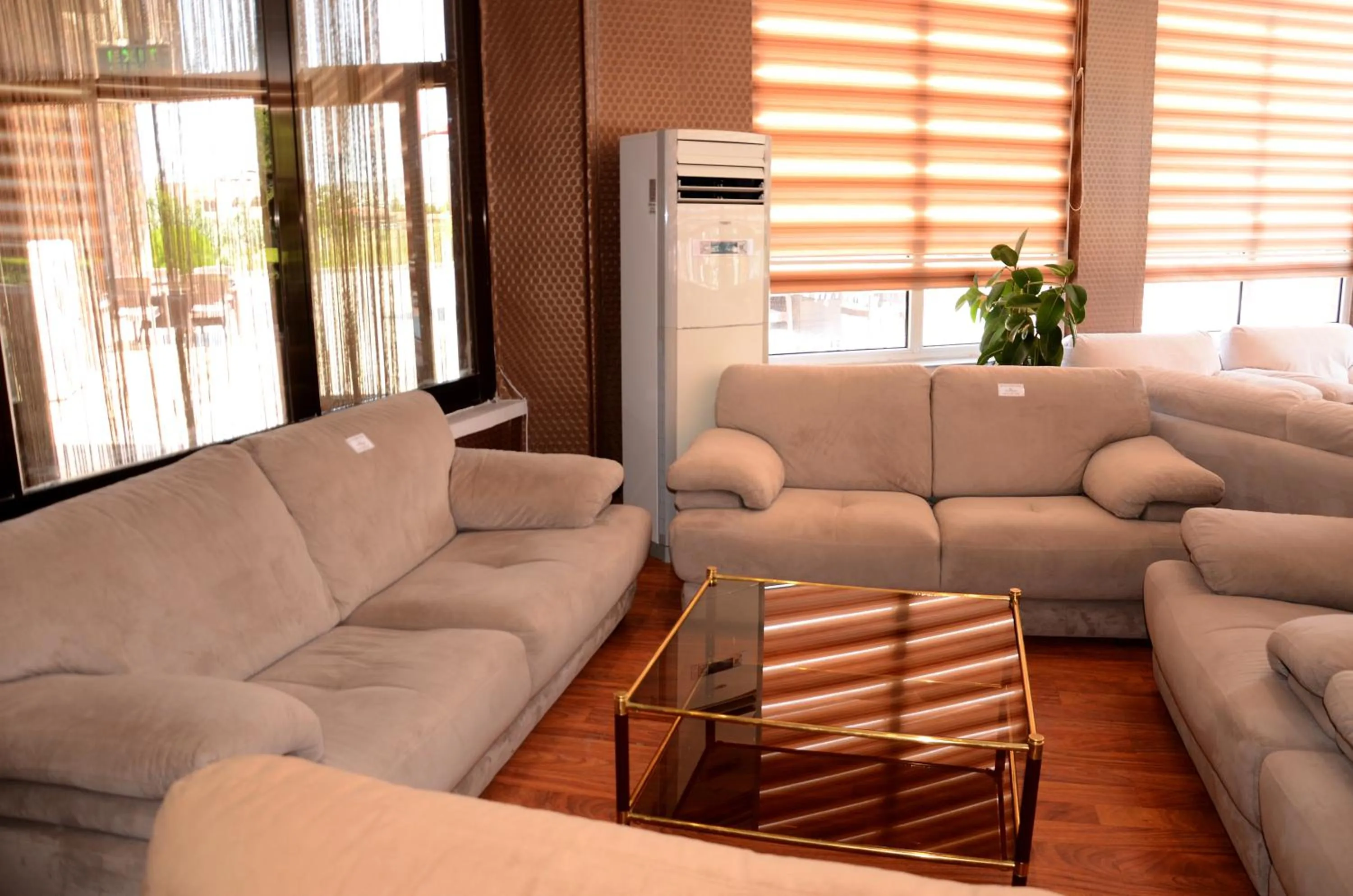 Communal lounge/ TV room in SIGNATURE GARDEN AVANOS Hotel & SPA