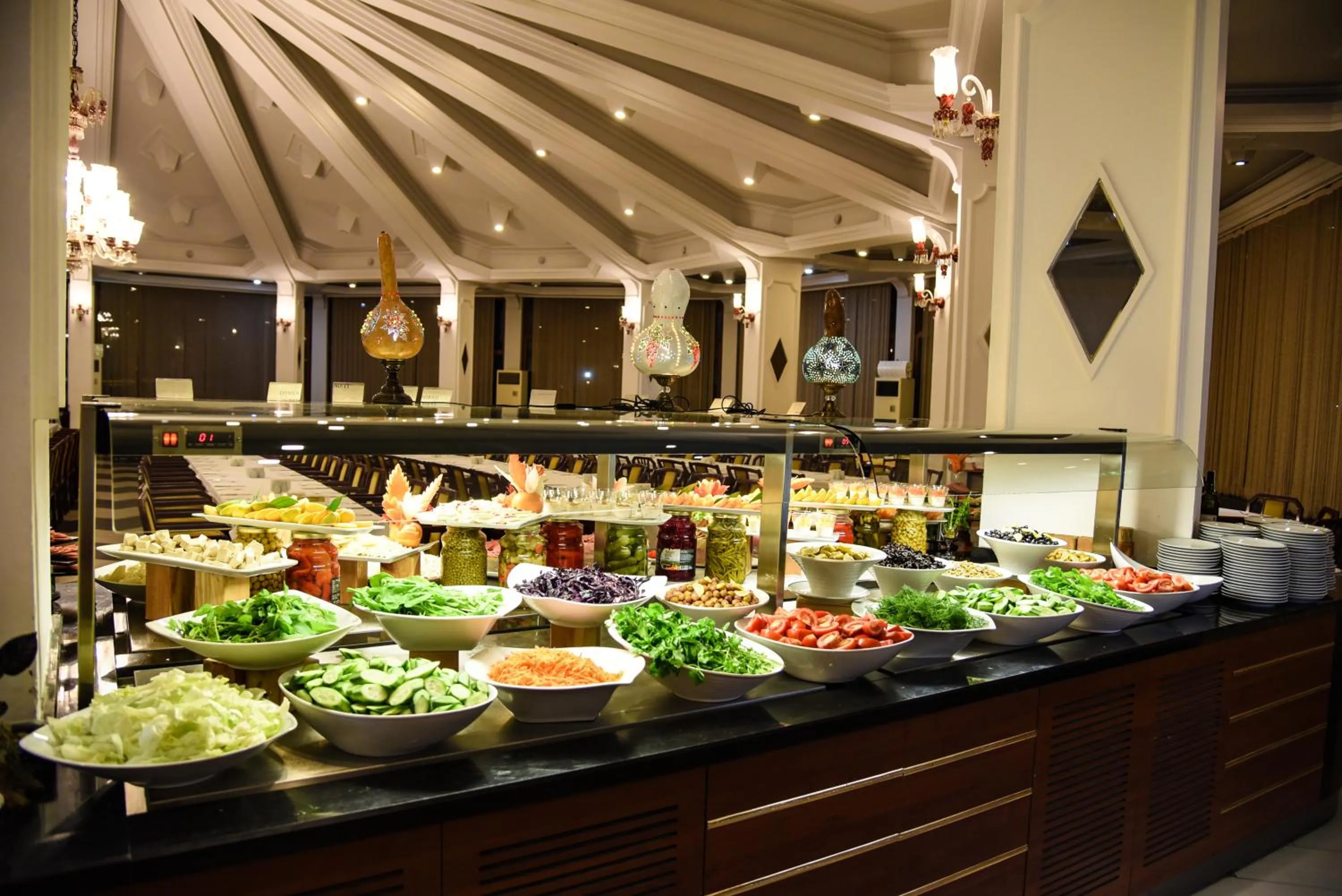 Buffet breakfast in SIGNATURE GARDEN AVANOS Hotel & SPA