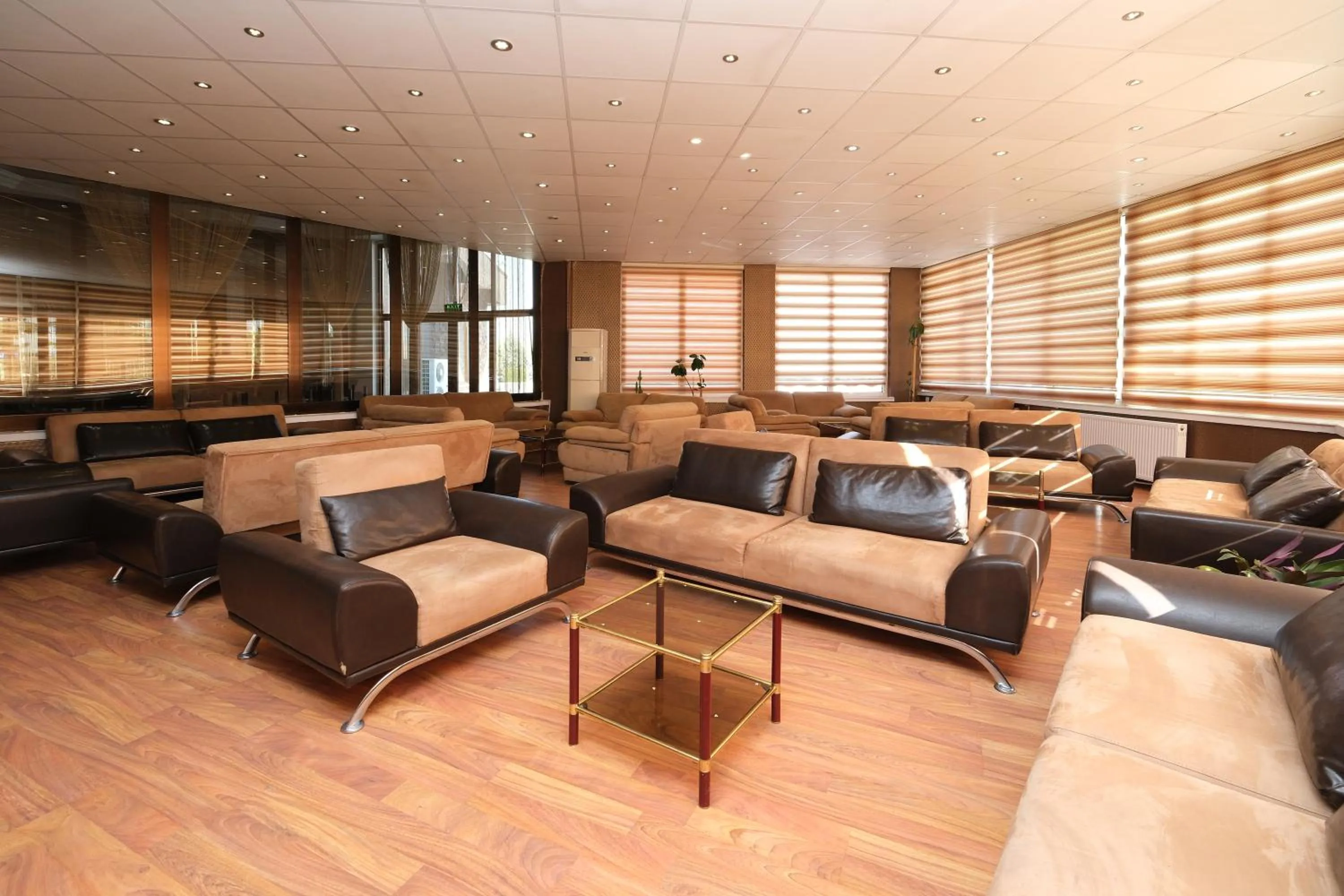Communal lounge/ TV room in SIGNATURE GARDEN AVANOS Hotel & SPA