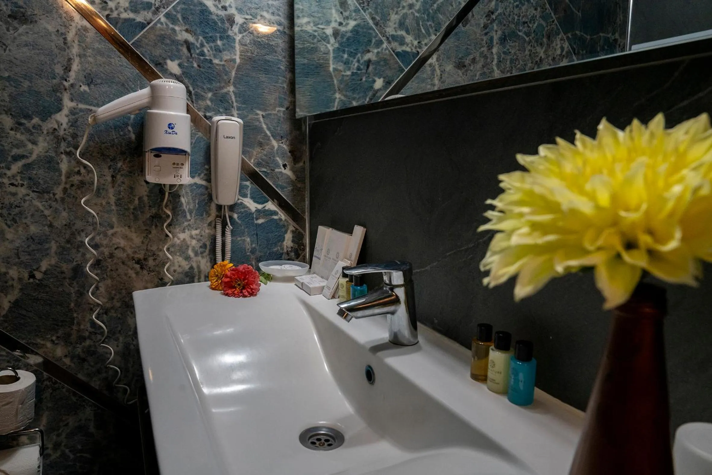 Bathroom in SIGNATURE GARDEN AVANOS Hotel & SPA