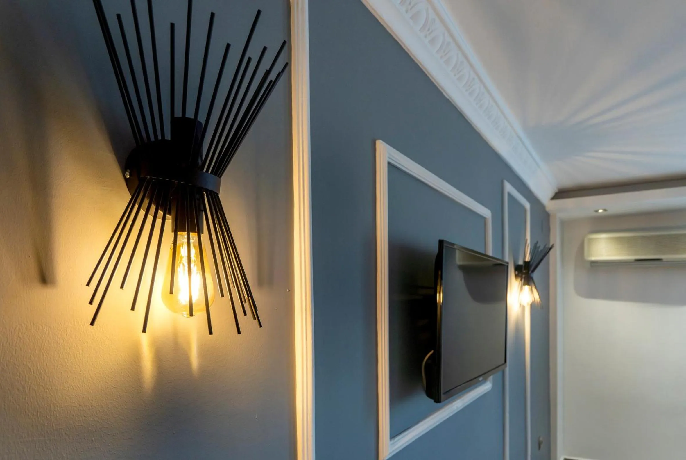 TV and multimedia in SIGNATURE GARDEN AVANOS Hotel & SPA