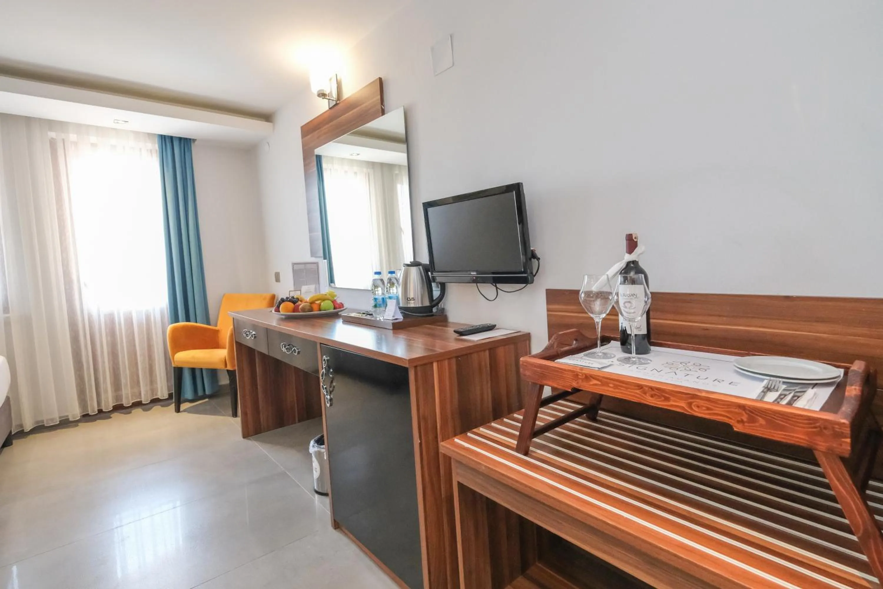 hair dresser in SIGNATURE GARDEN AVANOS Hotel & SPA