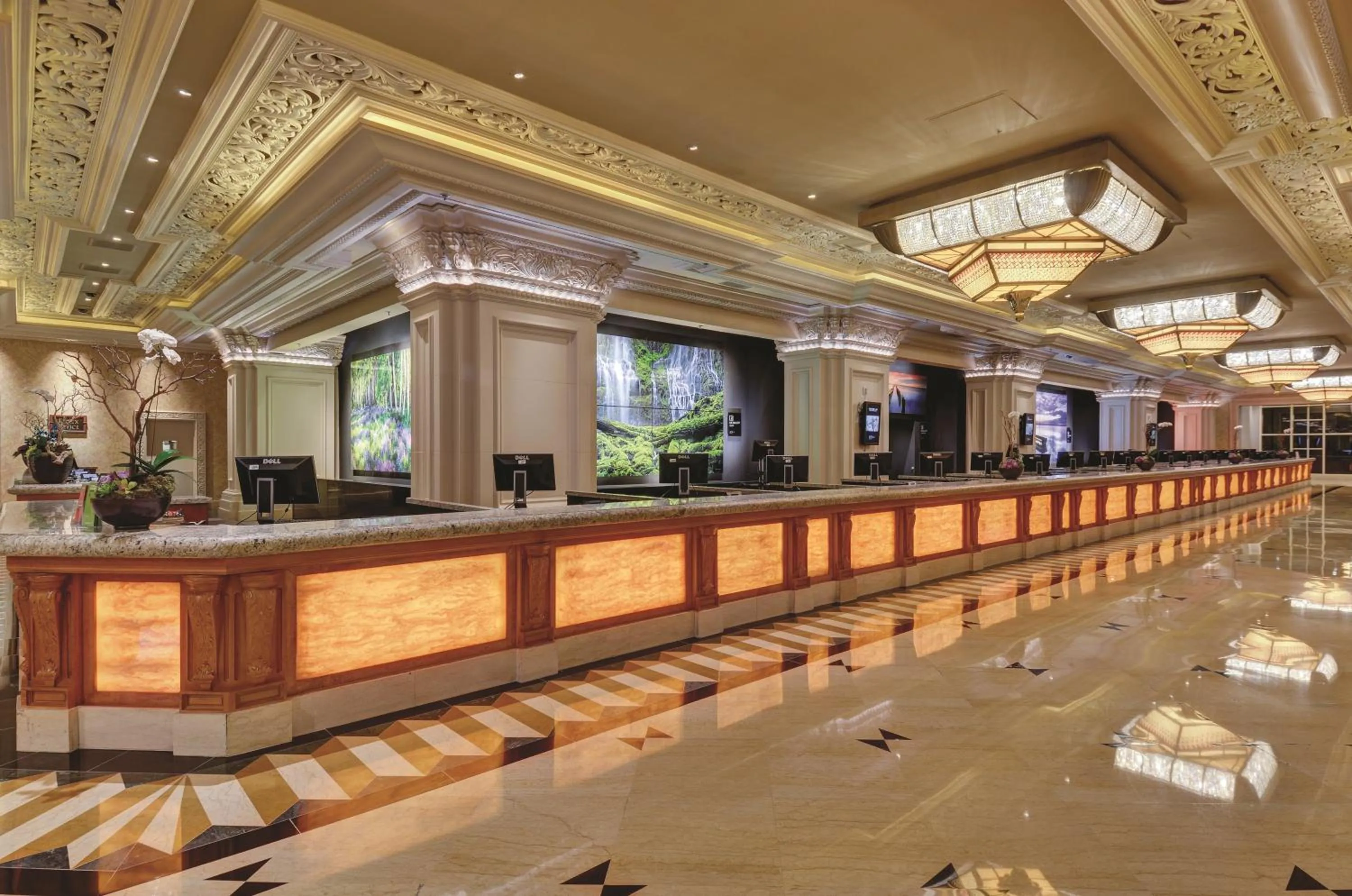 Lobby or reception in Mandalay Bay